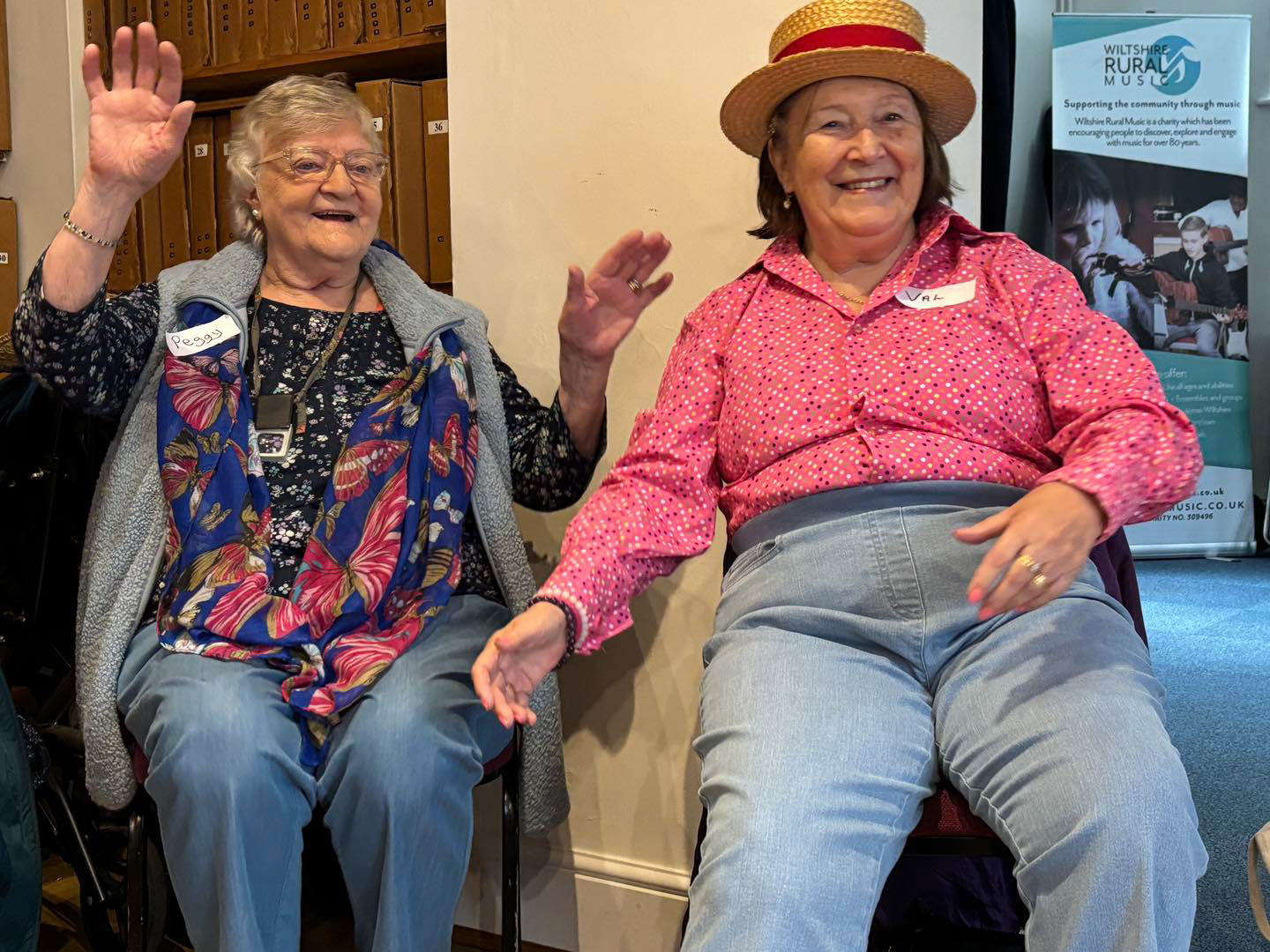 "Juke box jury" music reminiscence with Wiltshire Rural Music Lunchclub ©Daisy Chapman