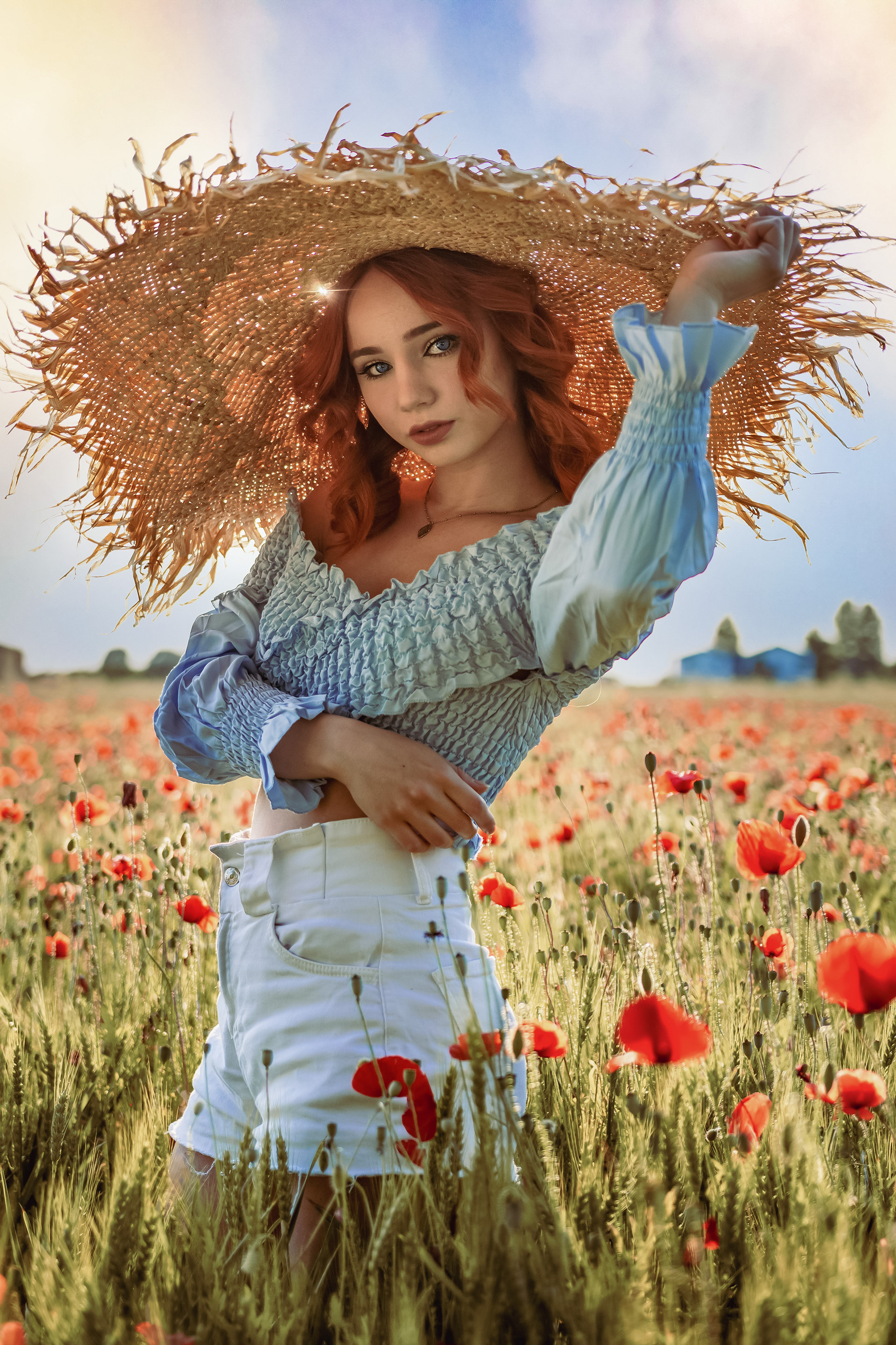 Shooting con Arianna in campo di tulipani, colori caldi