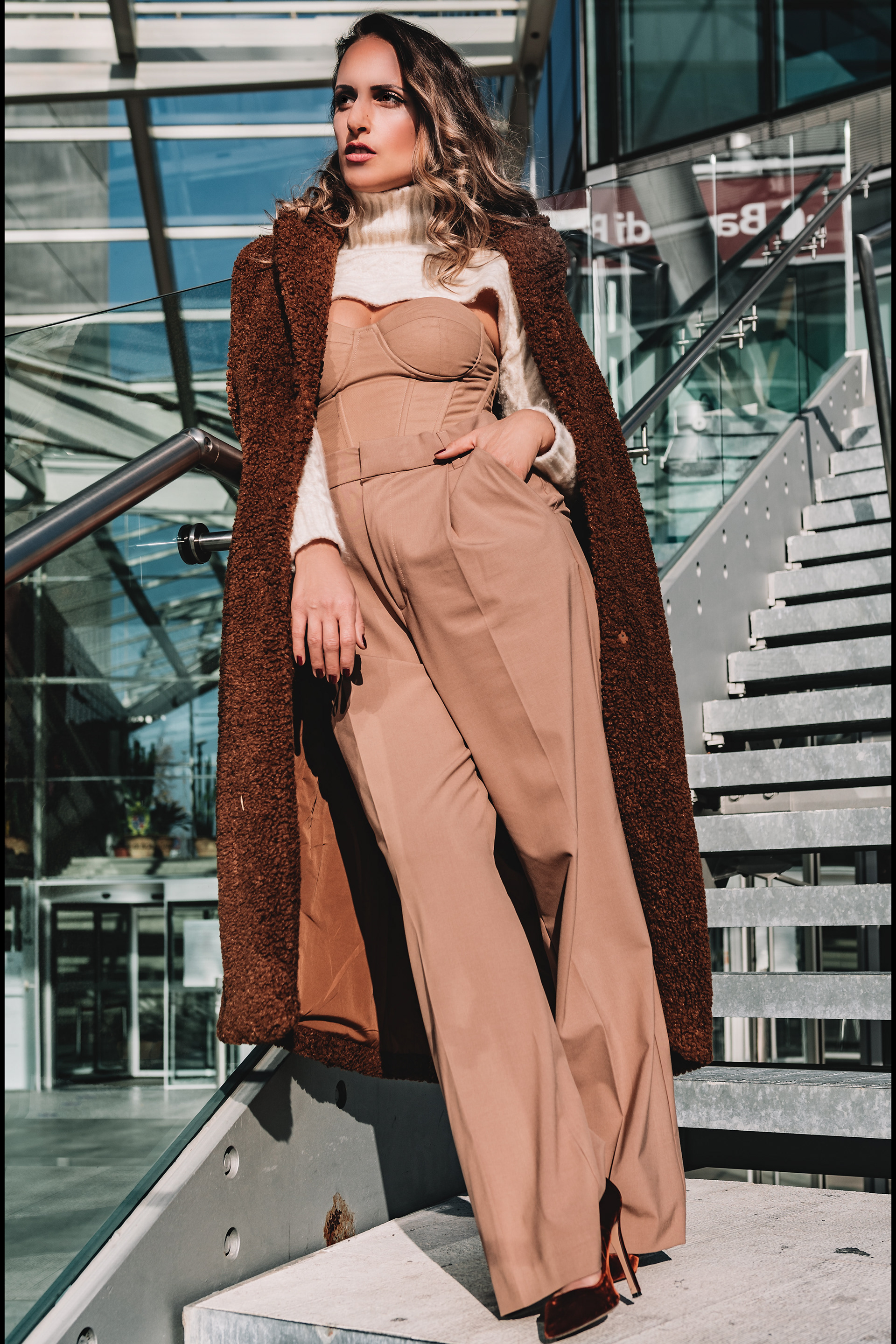 Portrait urban con Martina, shooting in una zona particolare di Bologna