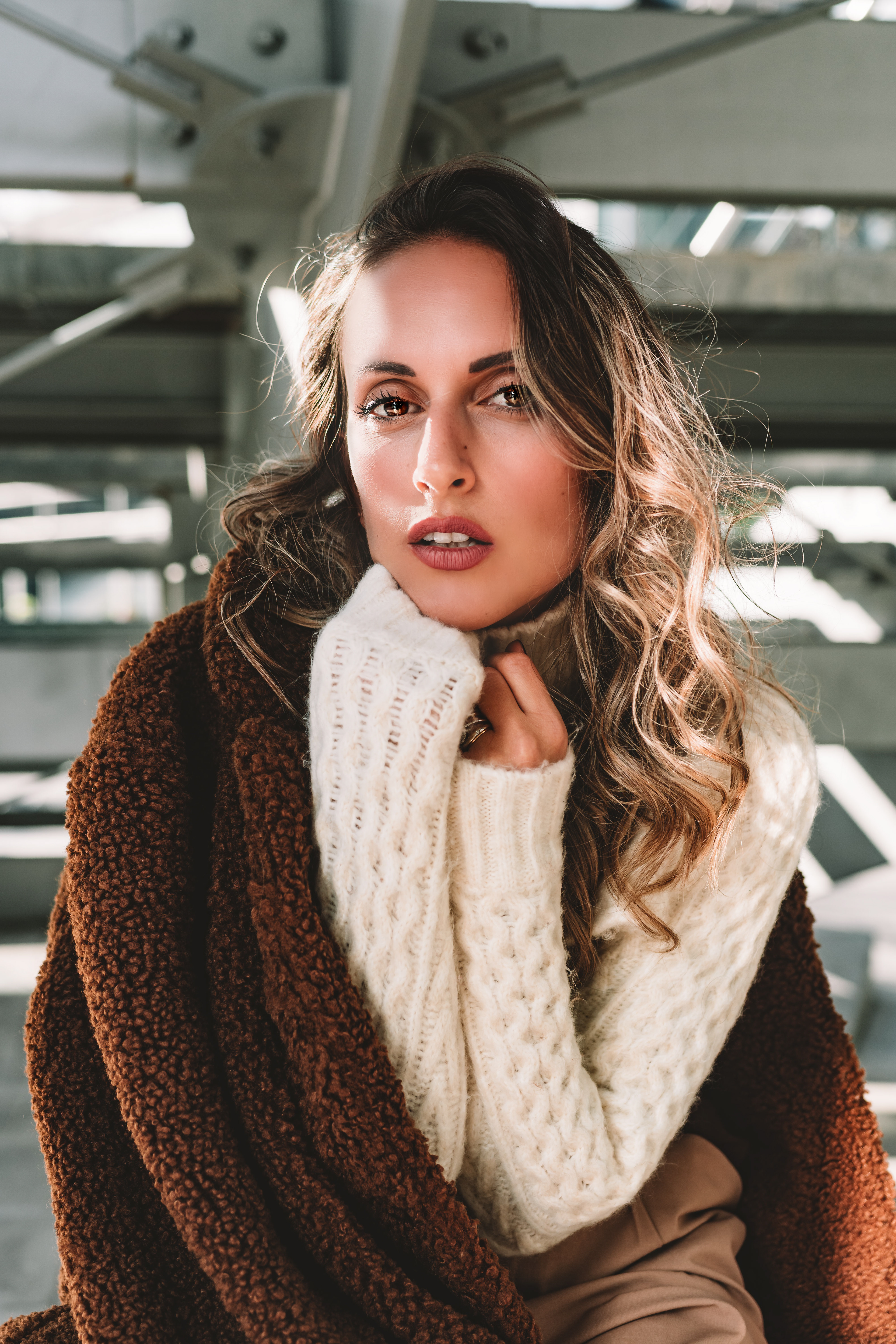 Portrait urban con Martina, shooting in una zona particolare di Bologna