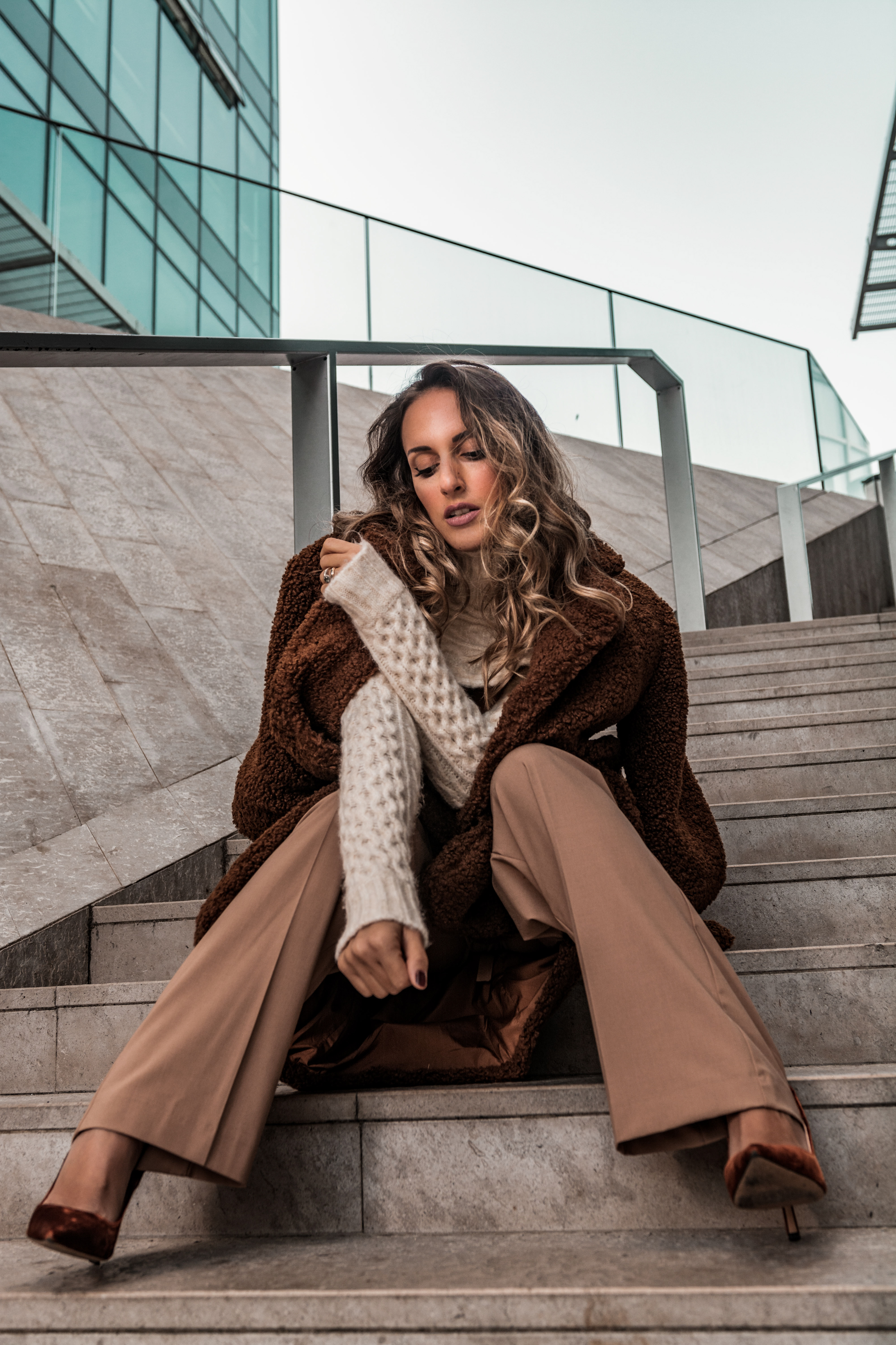 Portrait urban con Martina, shooting in una zona particolare di Bologna