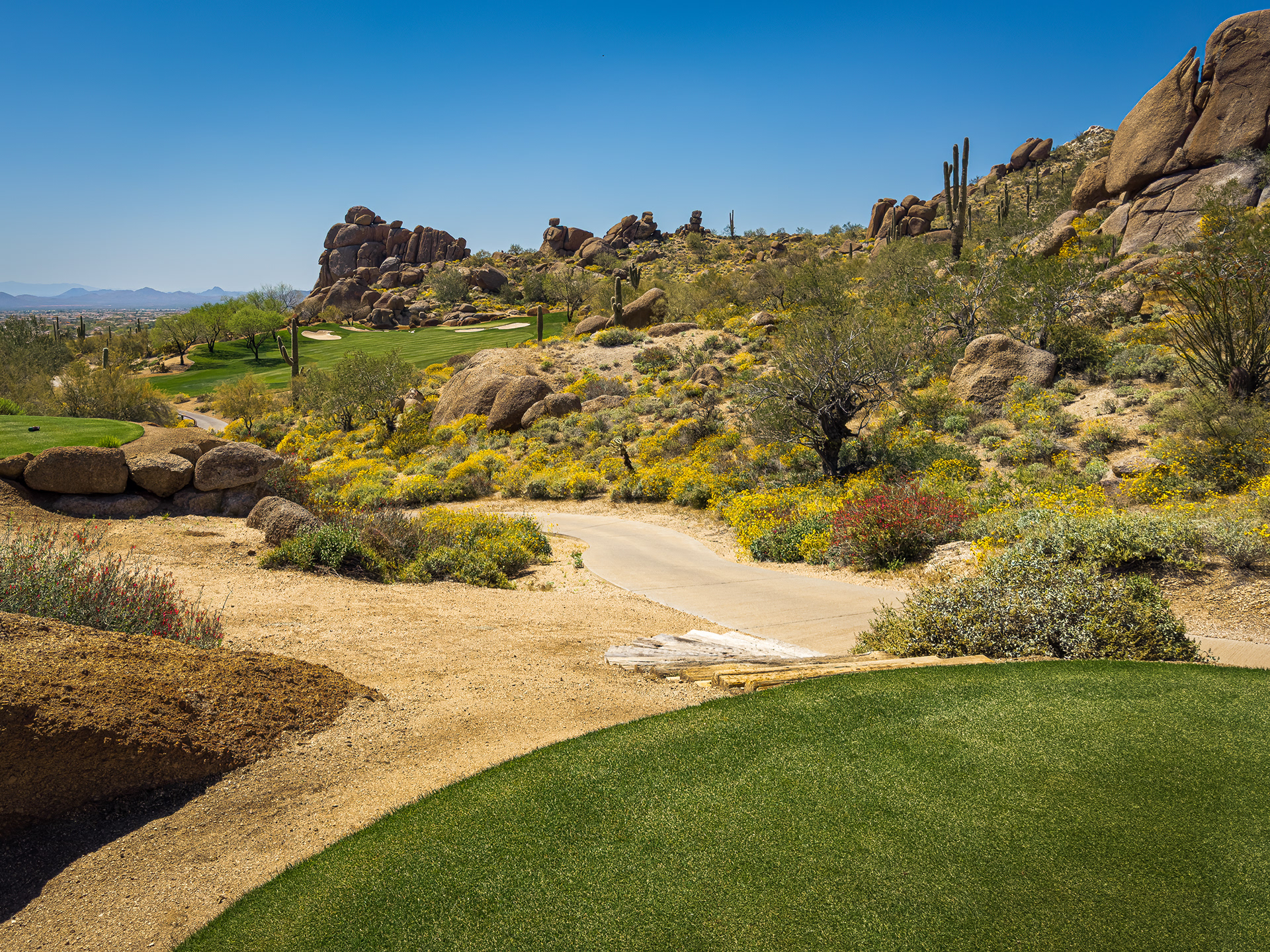 Whisper Rock Golf Club, par 4, 13th Hole, Fazio Upper Course, Scottsdale, Arizona, United States of America