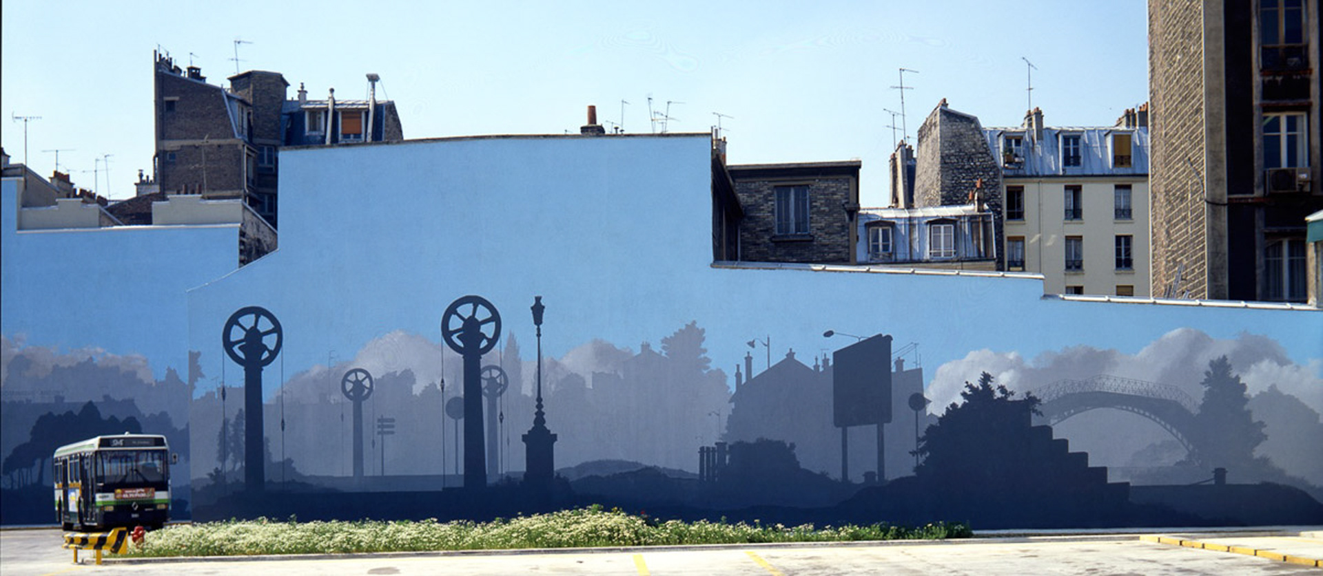 Detail of a 165 meter long mural for a bus depot in Paris