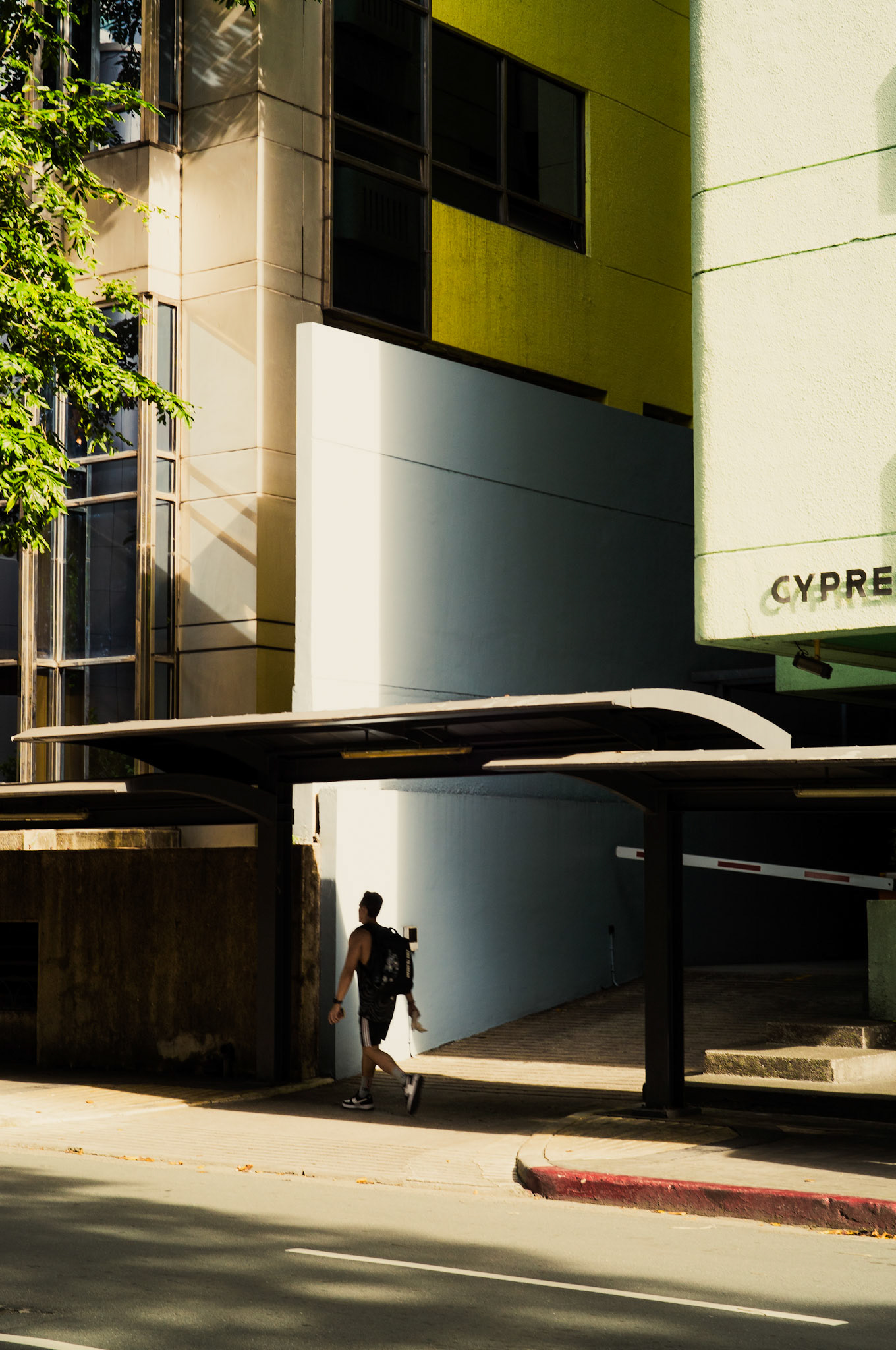 GXRA12M_Makati122823
