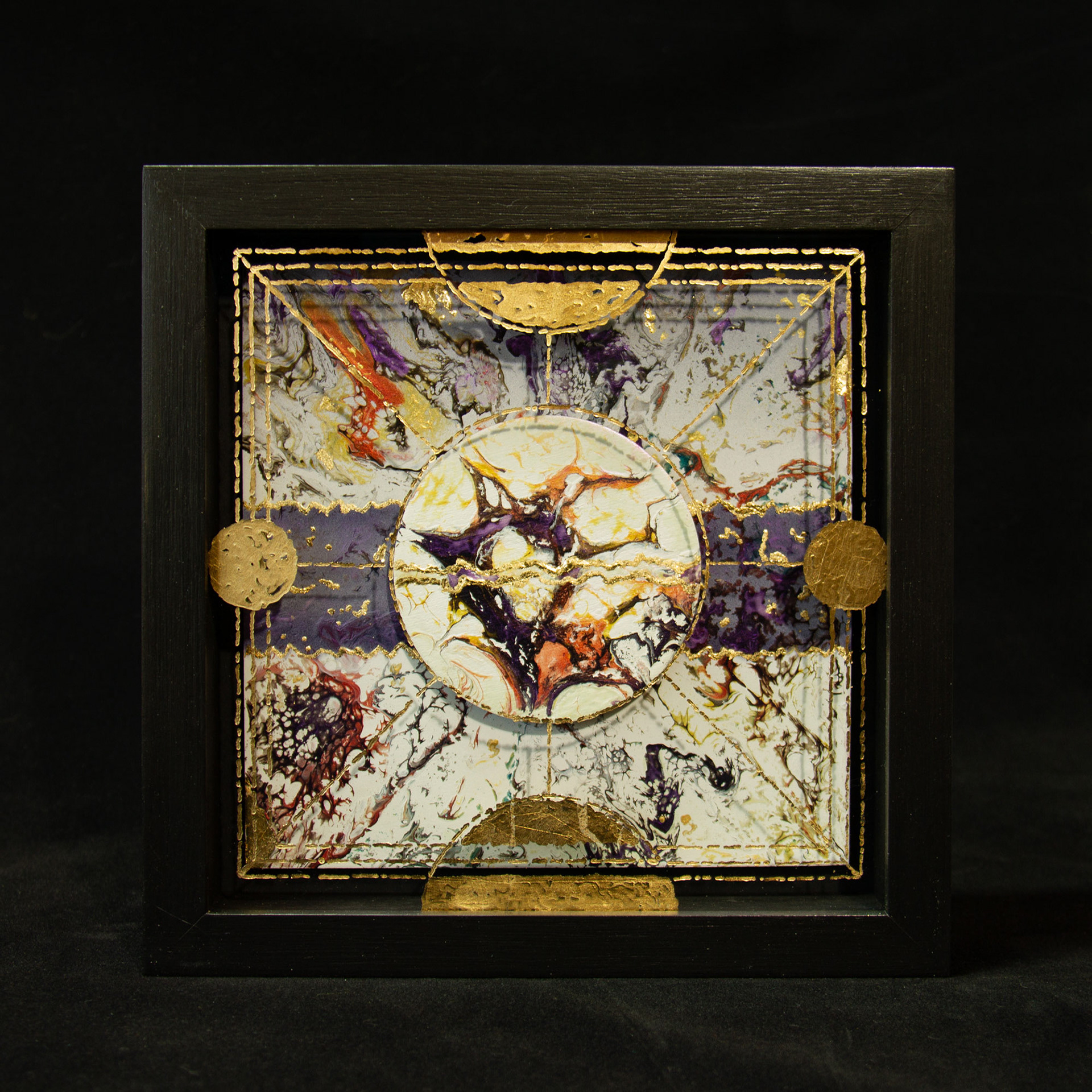 Relics I - front view - 25 x 25 cm (frame included)