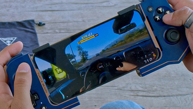 turtle beach atom ios controller lifestyle image