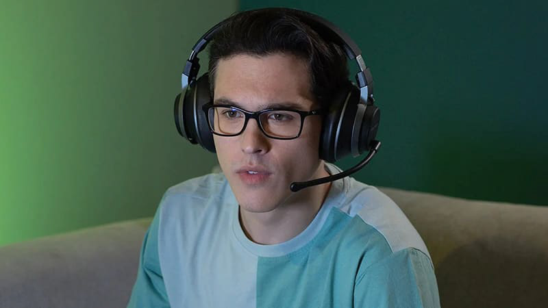 turtle beach stealth pro lifestyle image