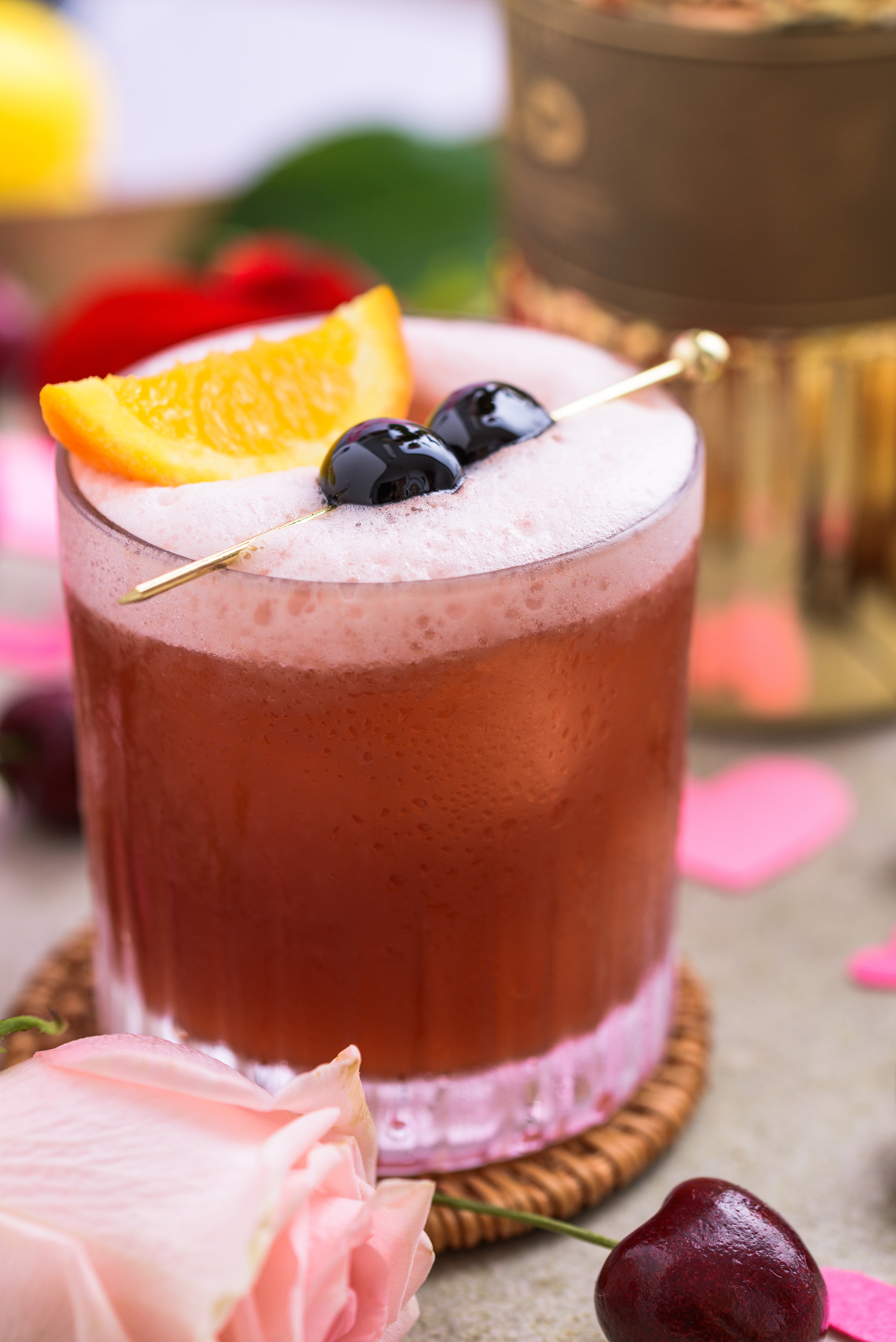 Cherry vodka sour-Sugar and cloth