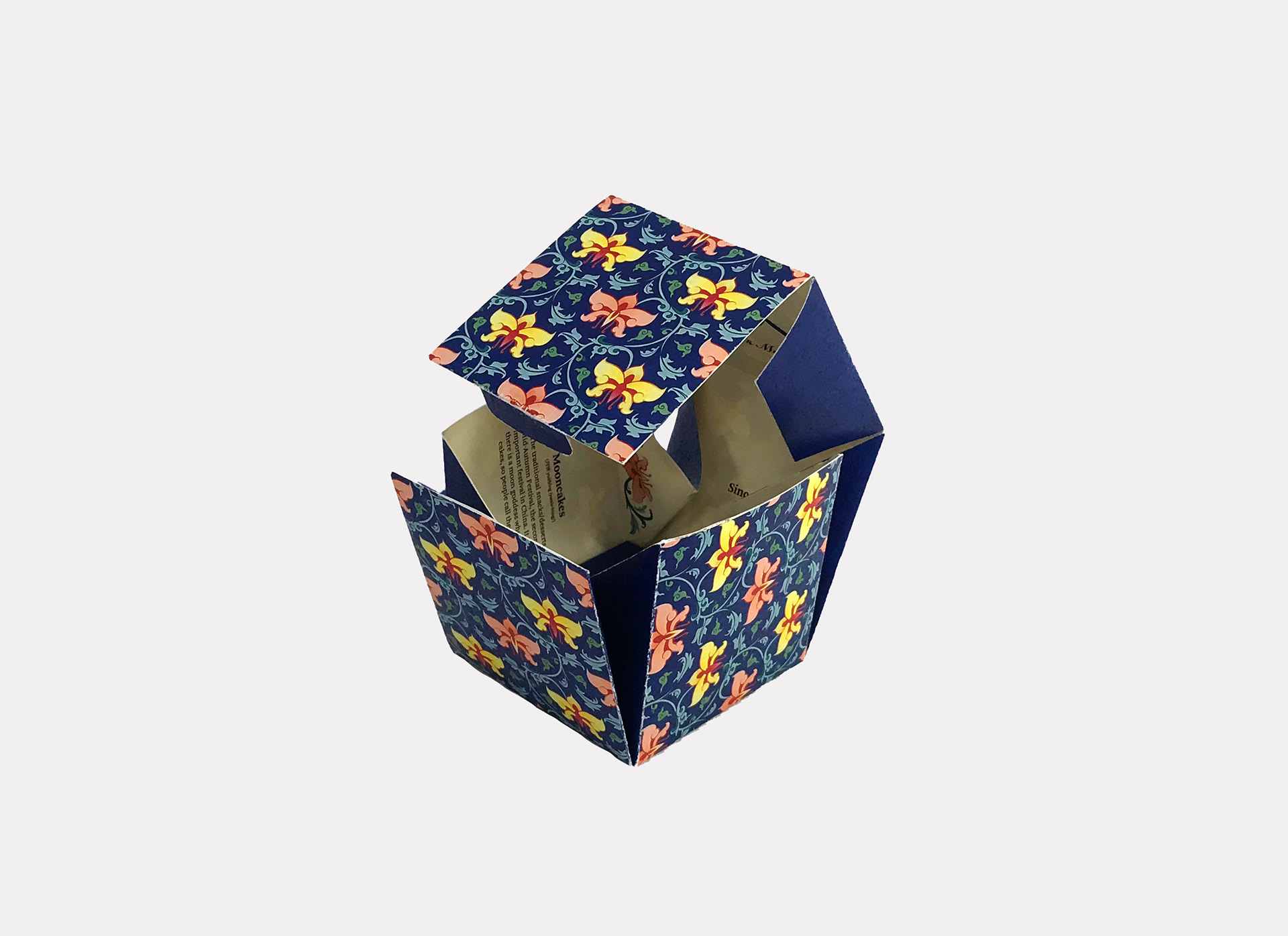 Elements and the design of the modernized Chinese pattern were applied to the package. Square package design to fit the size of a mooncake.