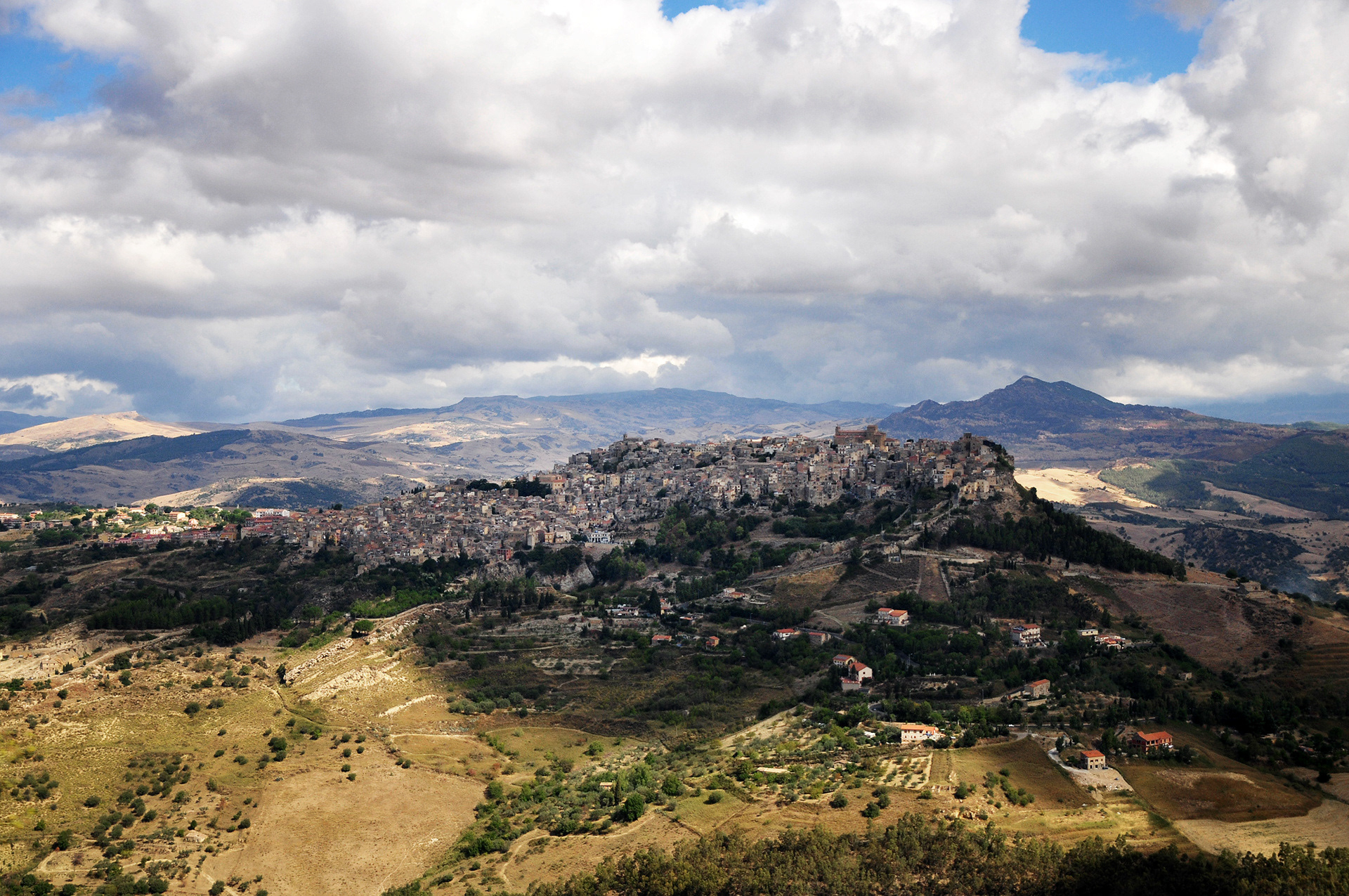 📍Calascibetta, Sicilia