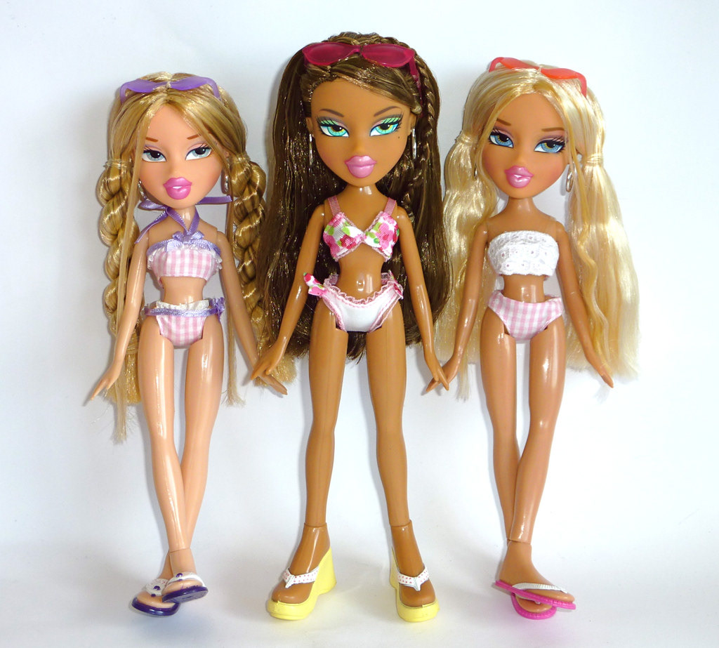 Bratz Licensed Advertising - Dianna's Portfolio