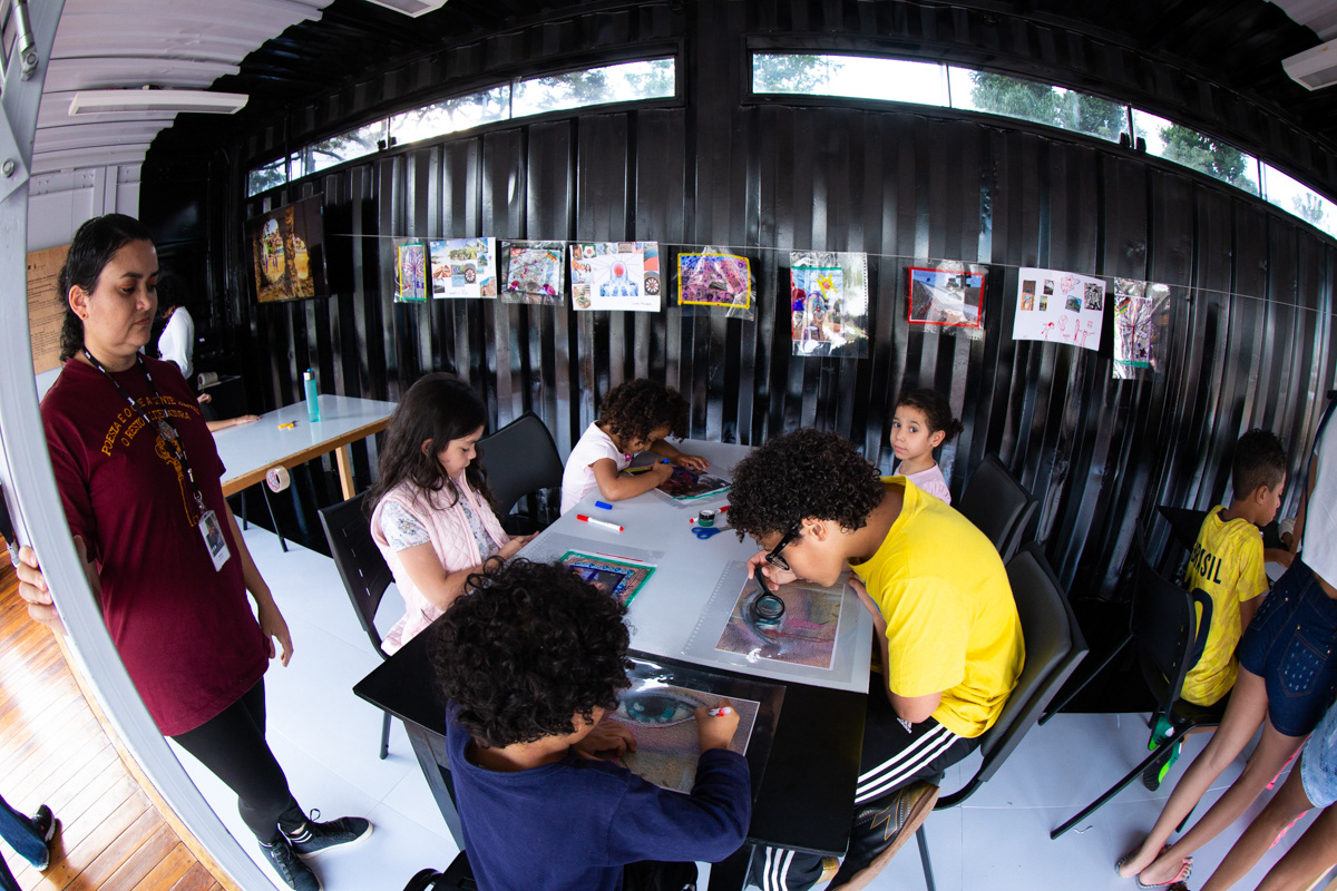 "Ver/Olhar", Gal Oppido. Programa educacional da exposição. Sesc Campo Limpo, 2019.