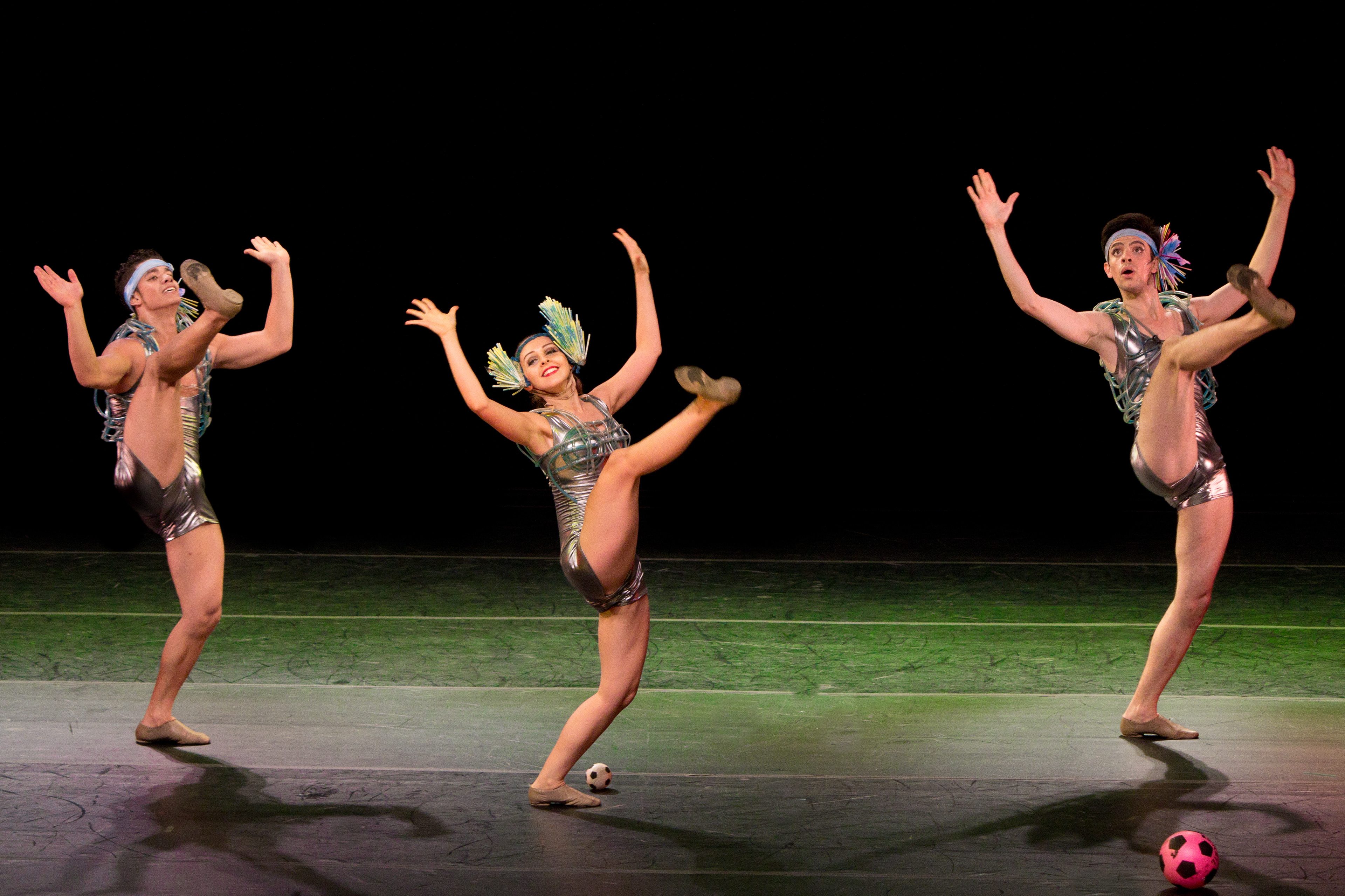 Old Melodies, Ballet Stagium. Sesc Belenzinho, 2012.