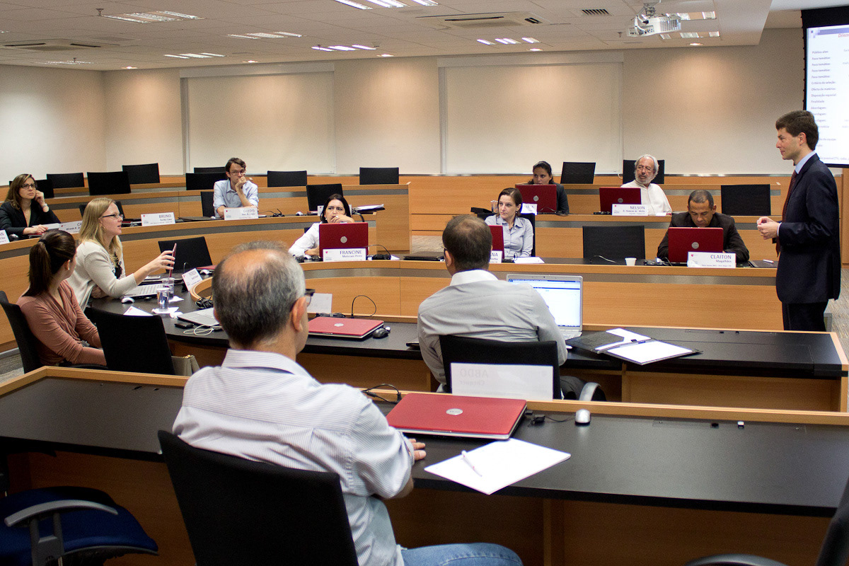 IICS - Instituto Internacional de Ciencias Sociais, 2012