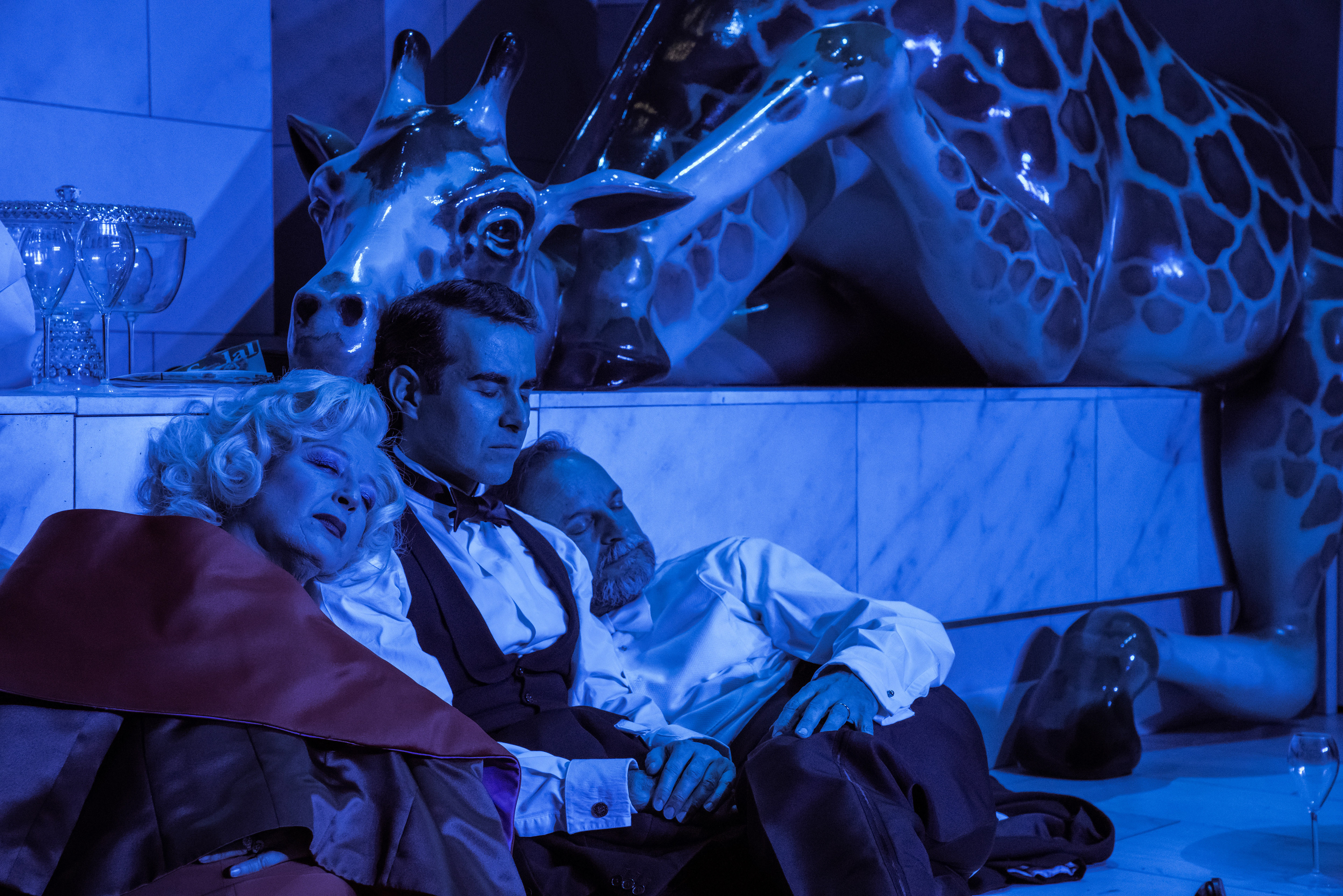 EL ÁNGEL EXTERMINADOR - Teatro Español 2018 - Foto SERGIO PARRA