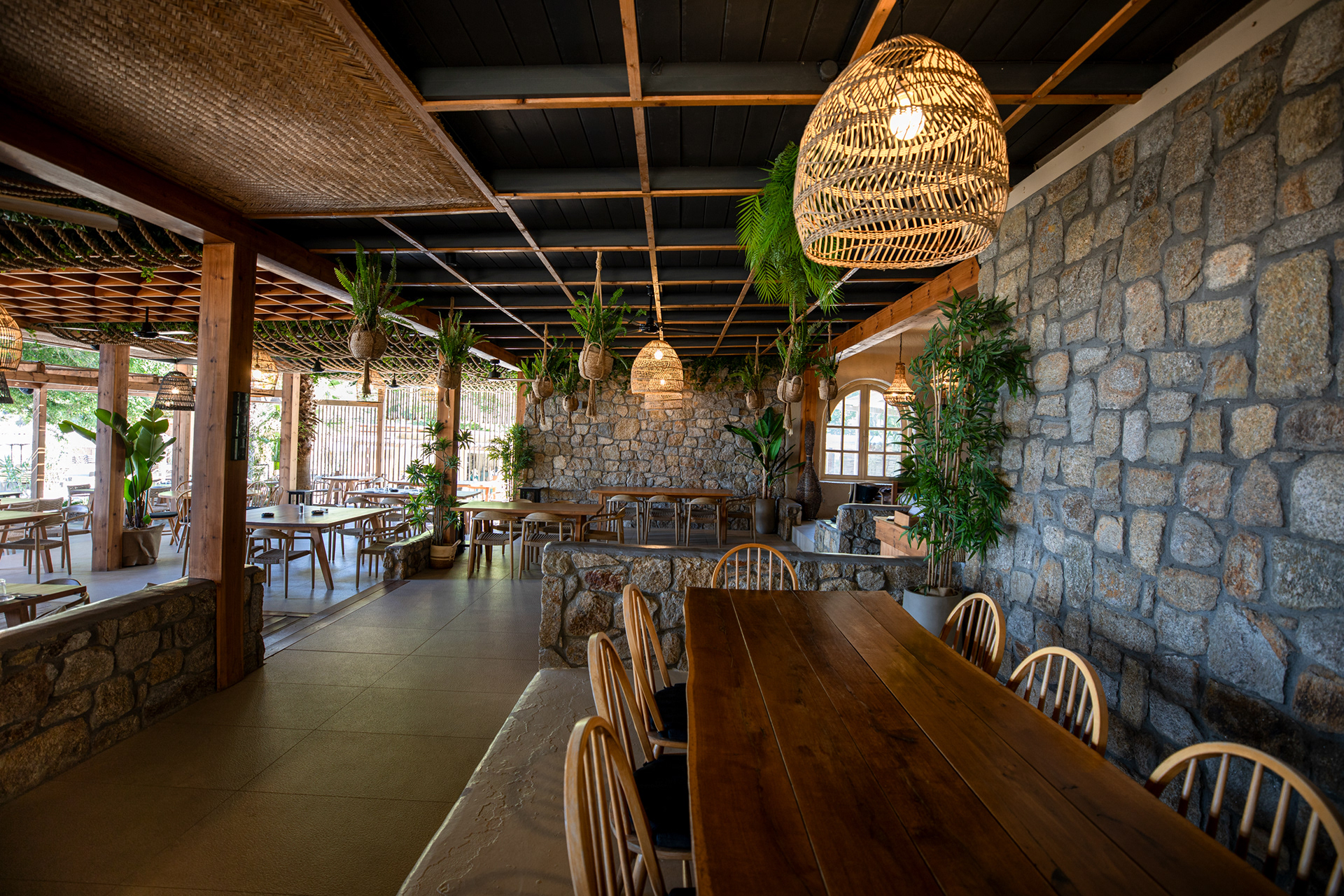 MANASSU RESTAURANT