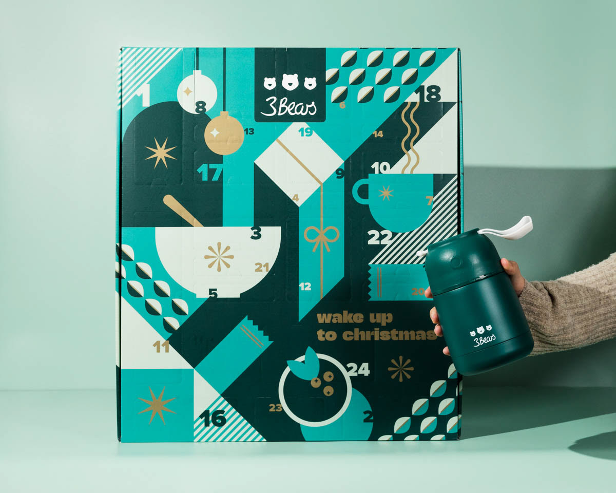 Advent calendar with thermoflask.