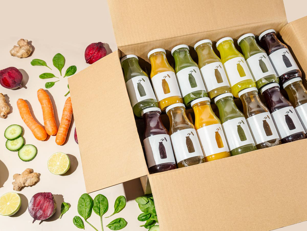 A box of organic juices, taken by Jem Mantiri, food and beverage photographer in the Netherlands.
