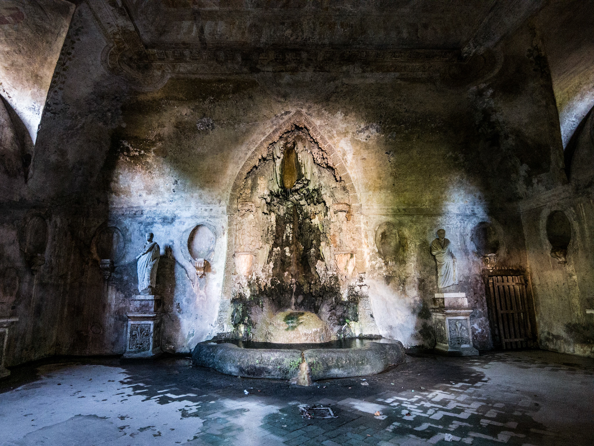 Underground fountain in the Roman Forum
