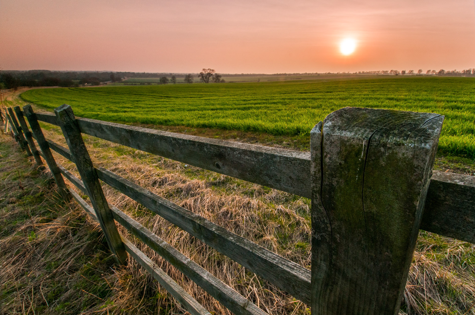 Sunset over a field on the outskirts of Huntingdon