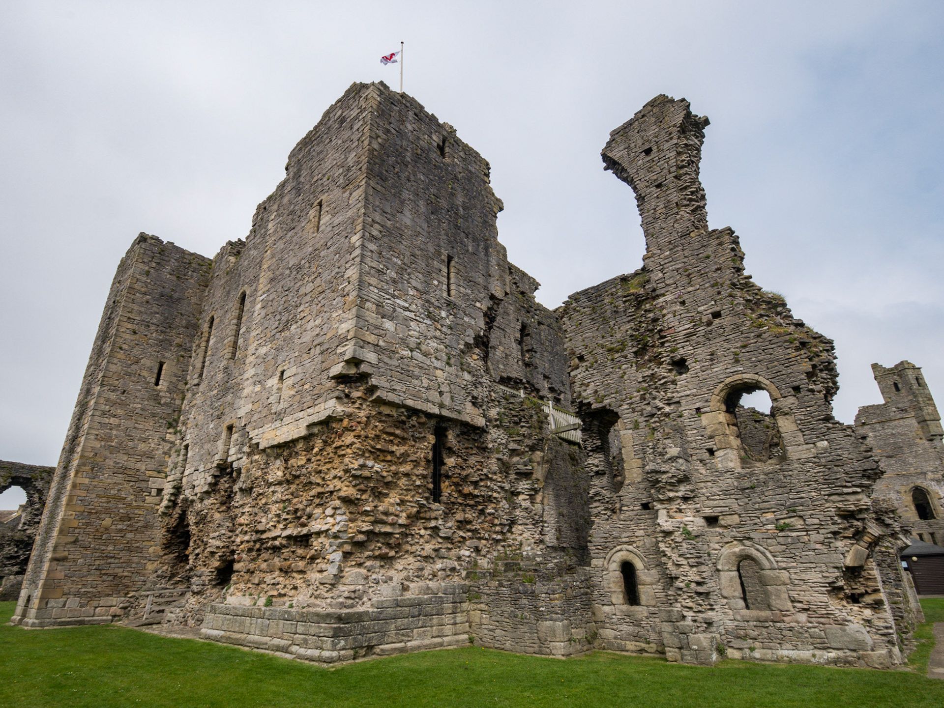 Middleham Castle