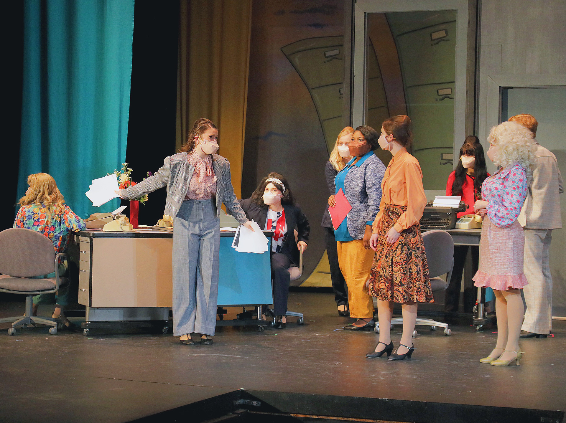 9 to 5: The Musical (2021)