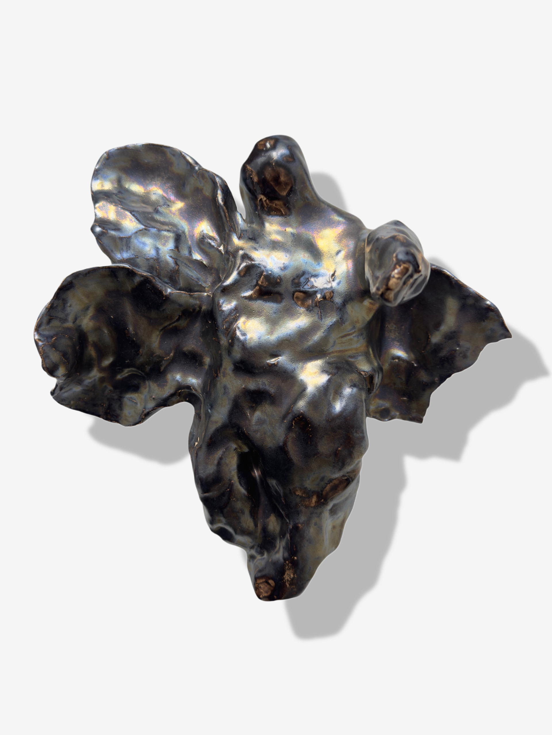 Transition 1, 2025, glazed ceramics and wire, 300x280x160 mm