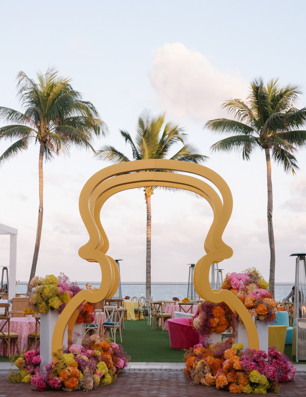 Photo by Afrik Armando