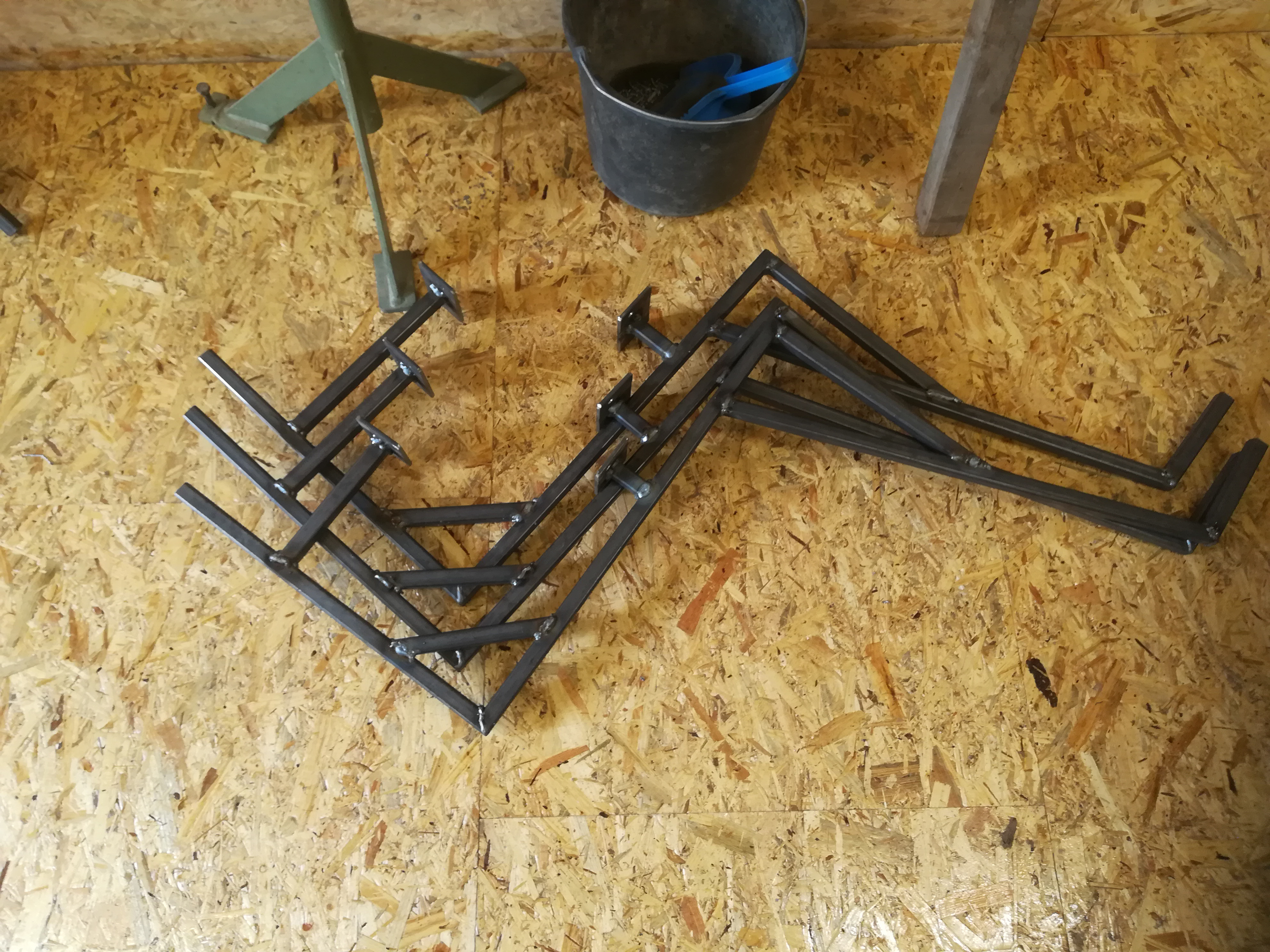 Trägerelemente für Bank