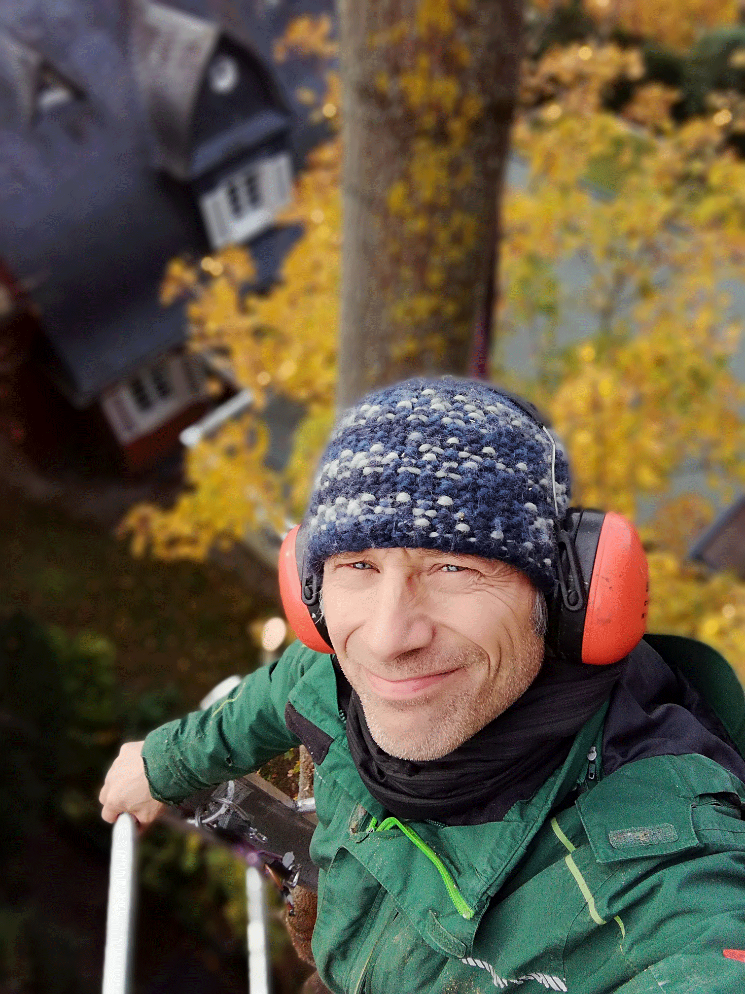 Fällung mit Hubsteiger