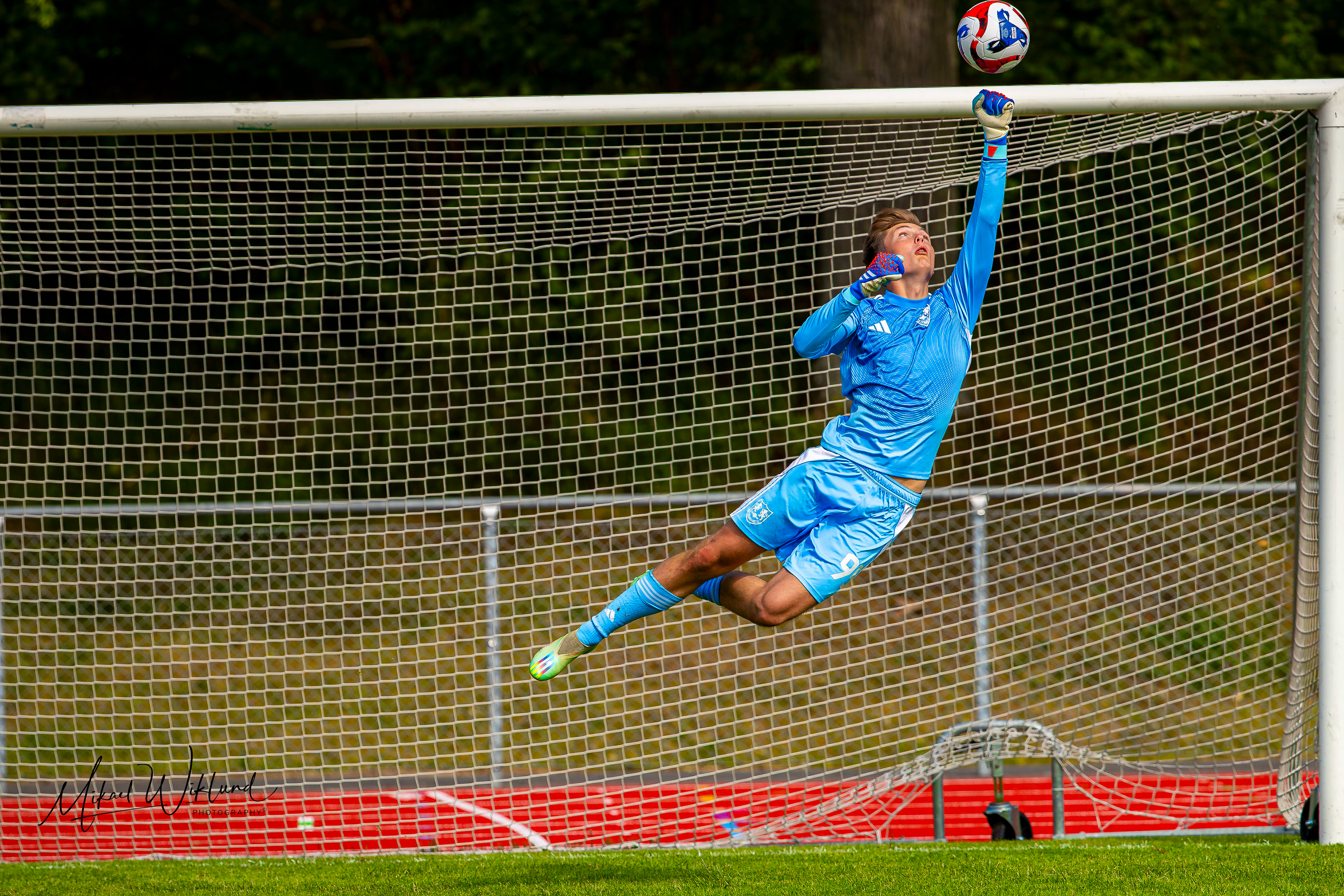 Canon 1DX, RF 300 2,8 III, f/3,5, 1/4000, ISO 320, 2 x Elinchrom ELB 1200