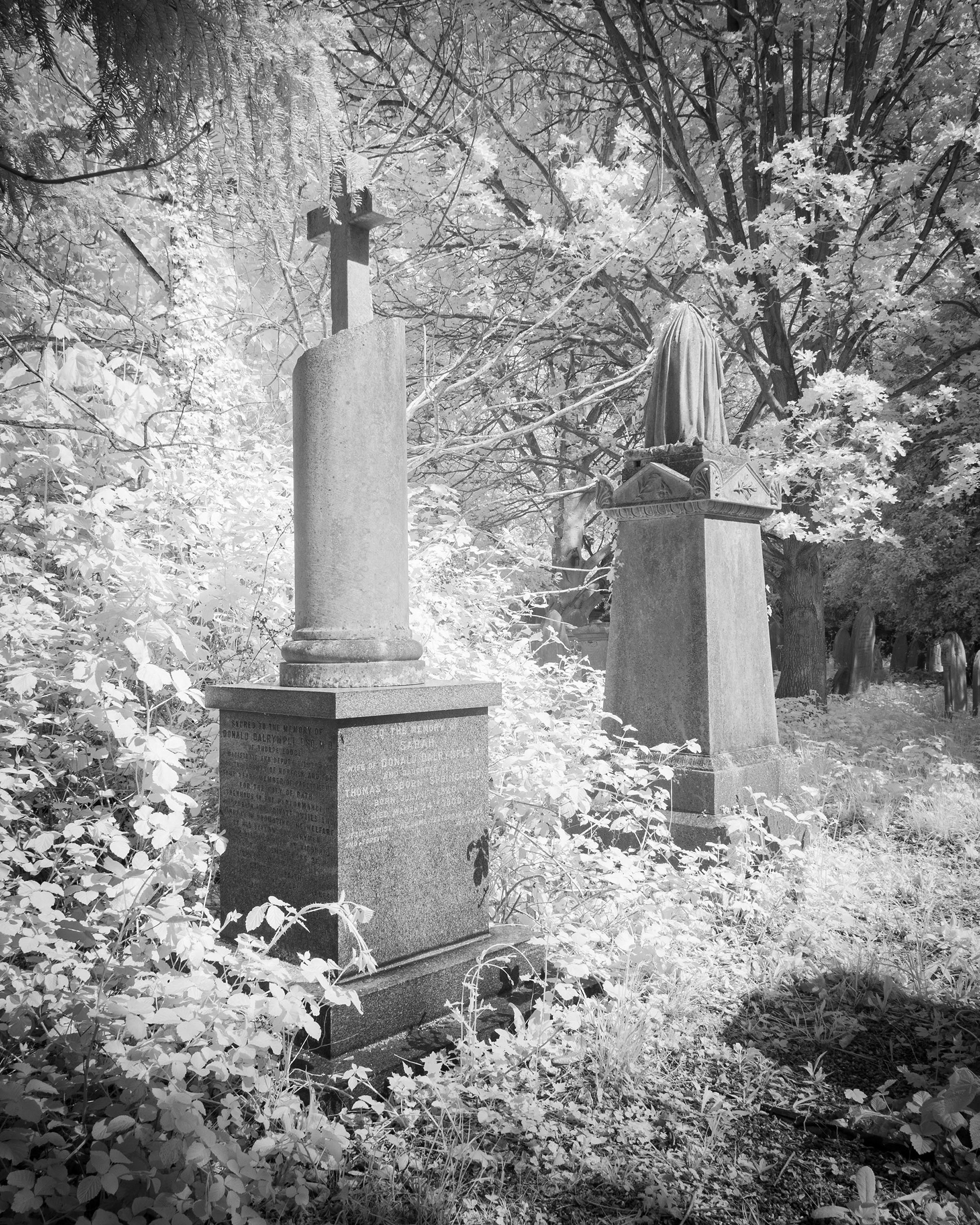 Rosary Cemetery.