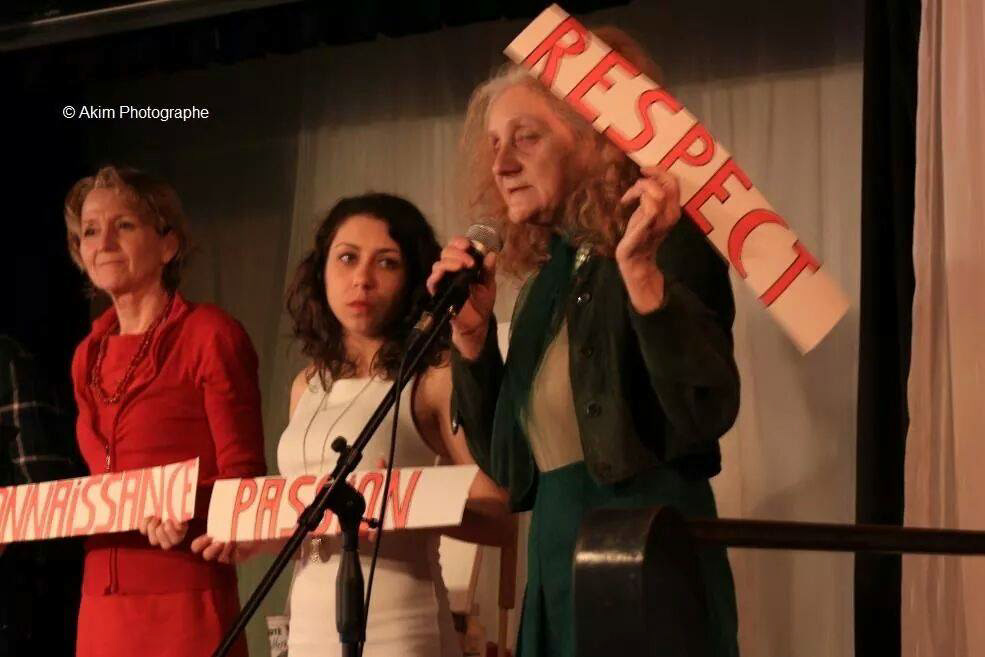 Anny Schneider Maëlle Dupon et Brigitte Therien dite La clocharde La cour des poètes, 8 mars 2015