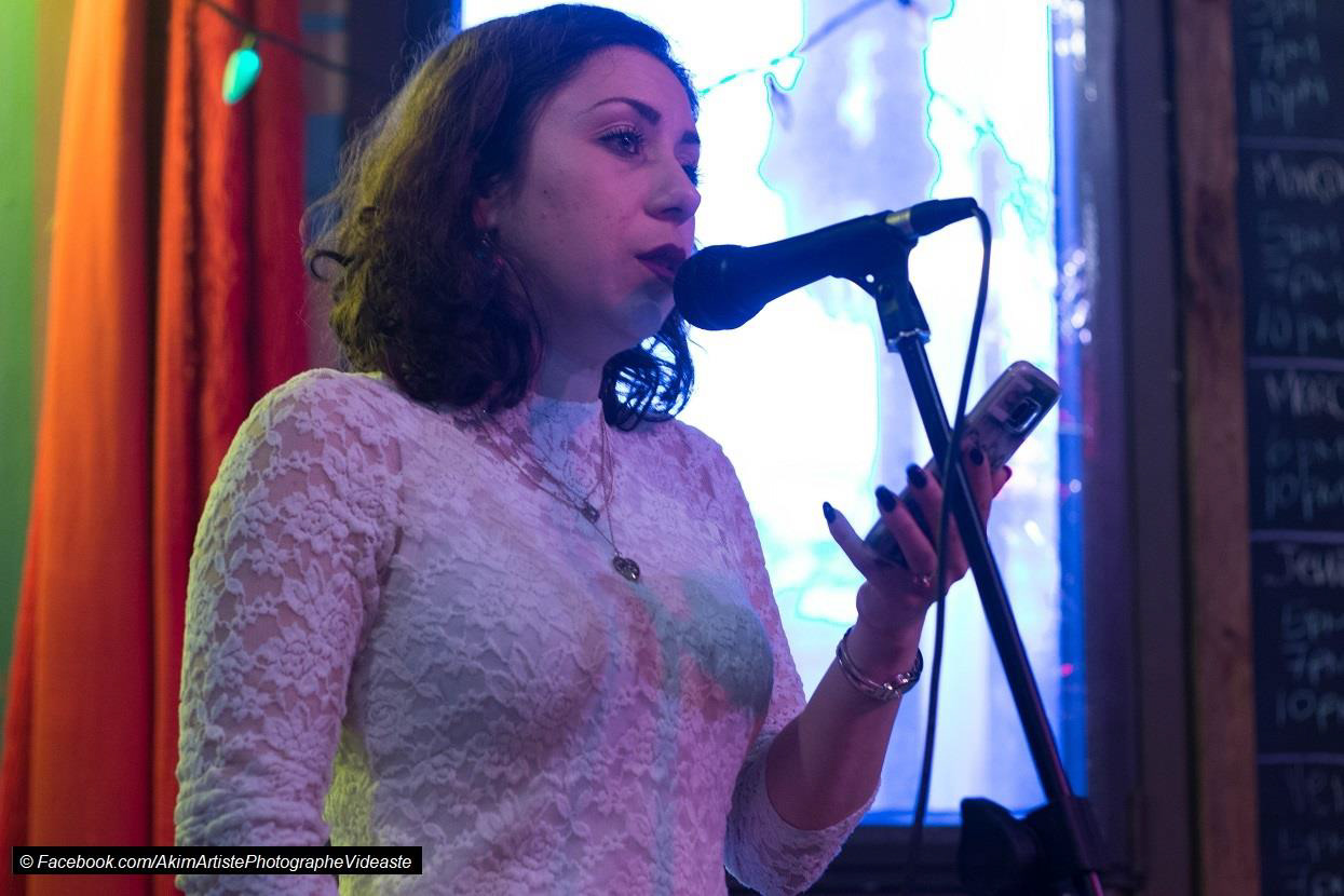 Maëlle Dupon - Soirée Solovox à L'escalier - Montréal 2018 © Akim Kermiche