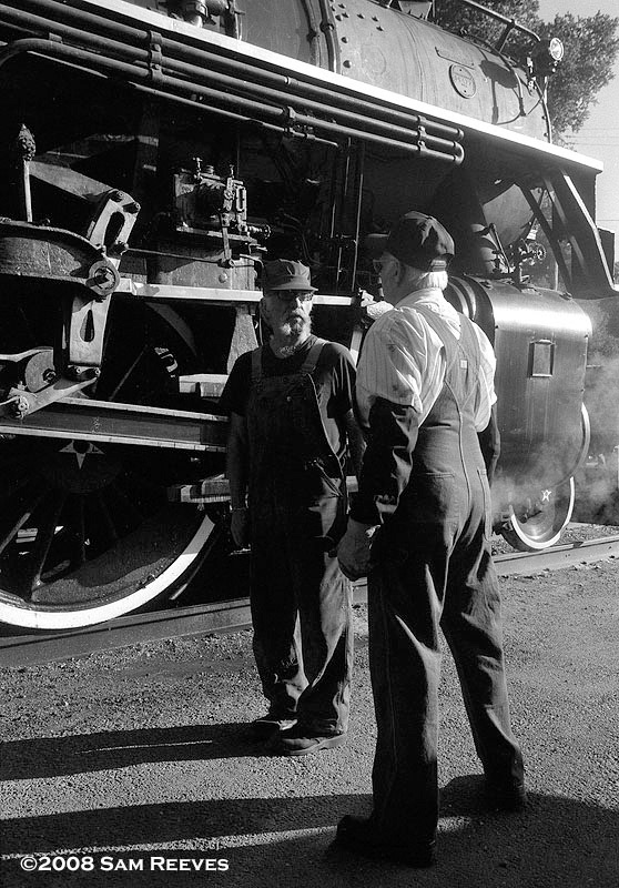 SP 2472 engine crew