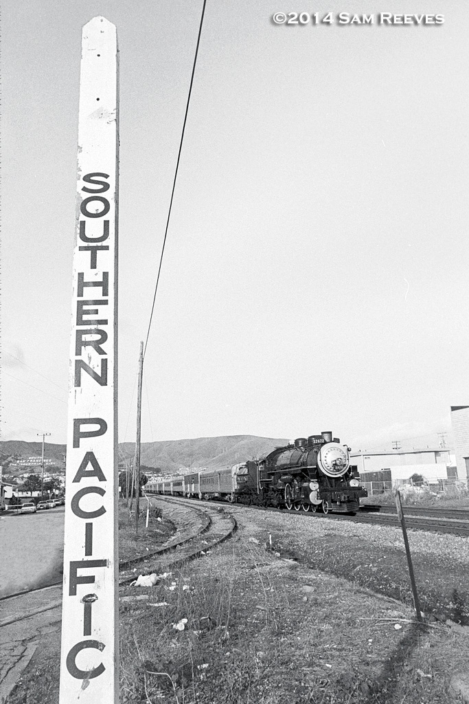 SP 2472 at San Bruno