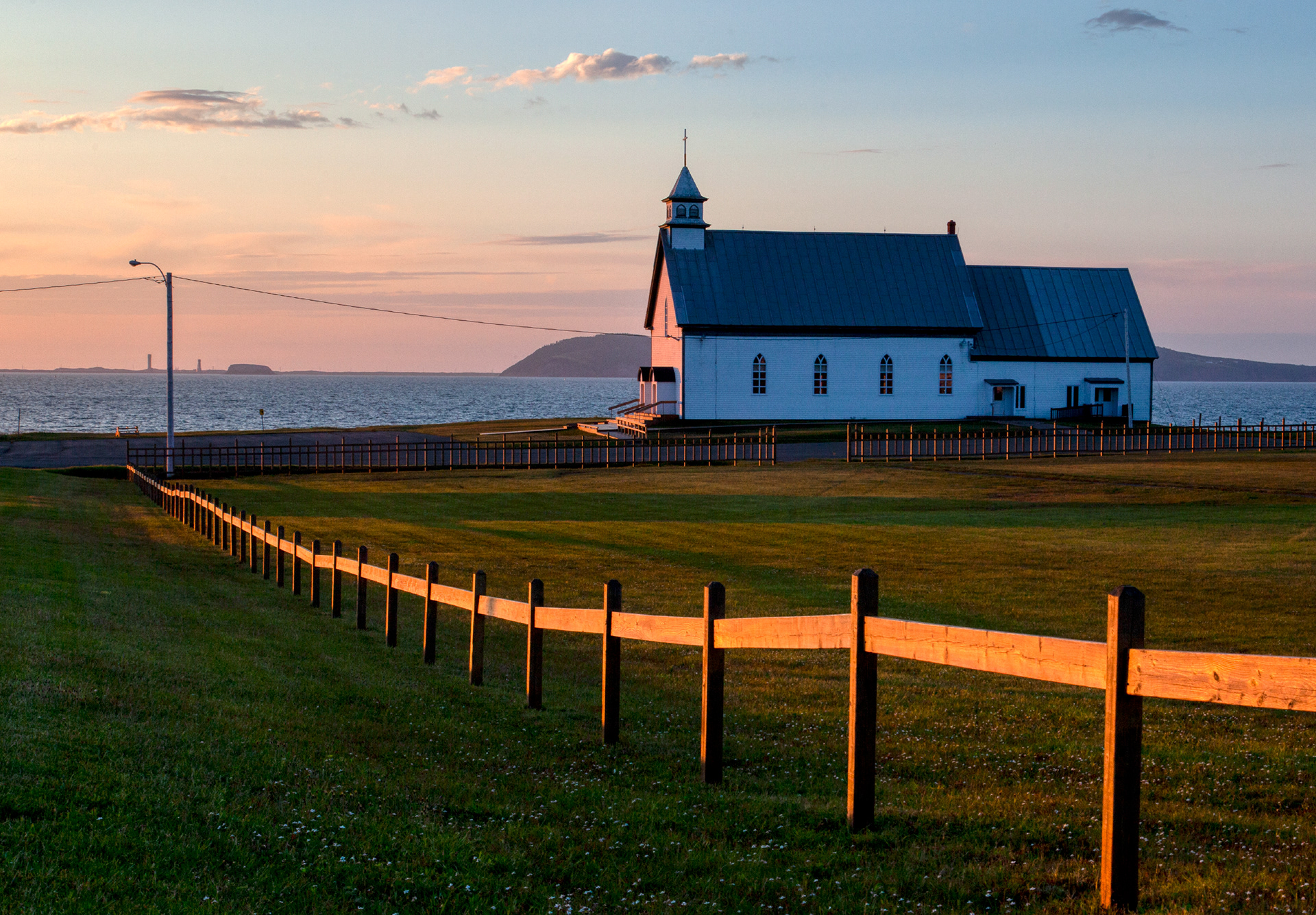 Ancienne Église de Grnde -Entrée