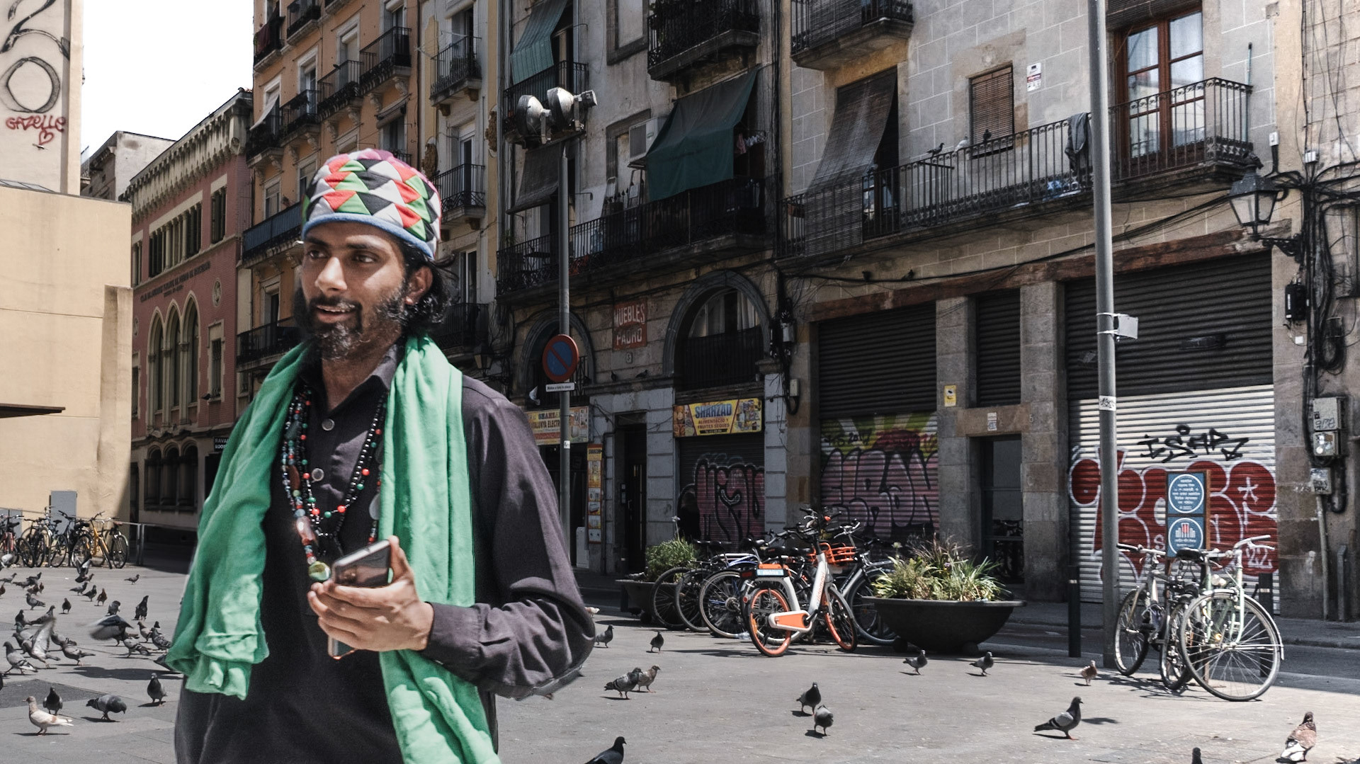 El Raval district dates back to Middle Ages when it once was the poorest area of the city. Now it is a lively, multi-cultural neighborhood with a large variety of cafes, restaurants and art studios