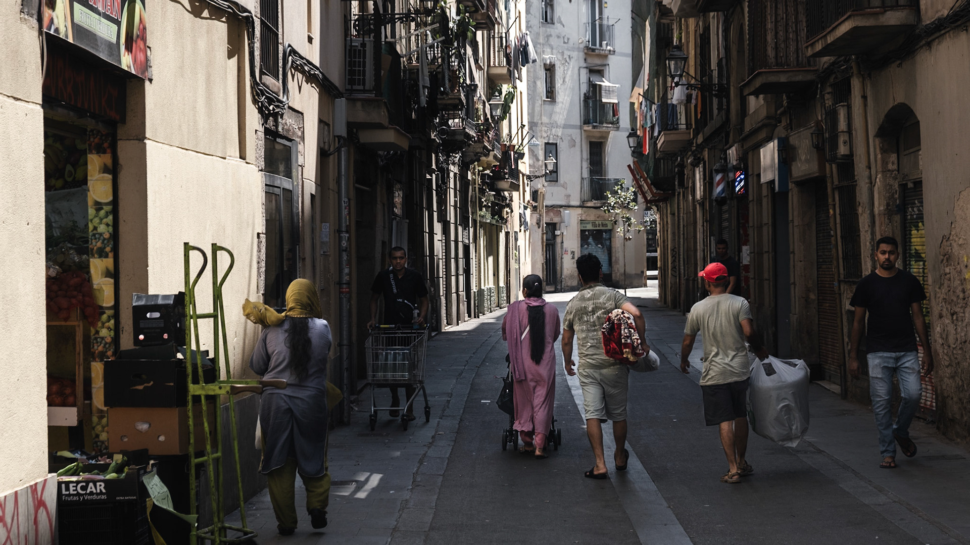 El Raval district dates back to Middle Ages when it once was the poorest area of the city. Now, it is a multicultural place with popular restaurants offering unique cousine.