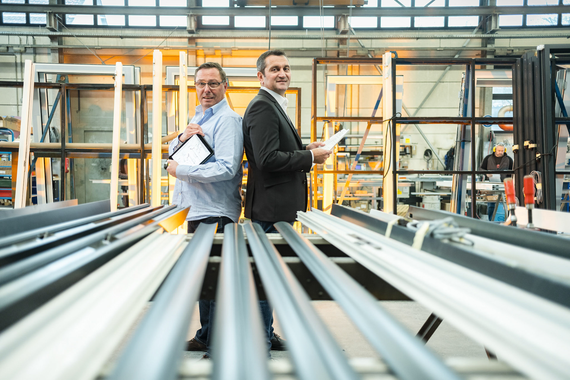 Titelgeschichte PVH vor Ort / Fa Schwendt am Mittwoch, 14.11.17  in Wertheim. Foto: Jakob Studnar