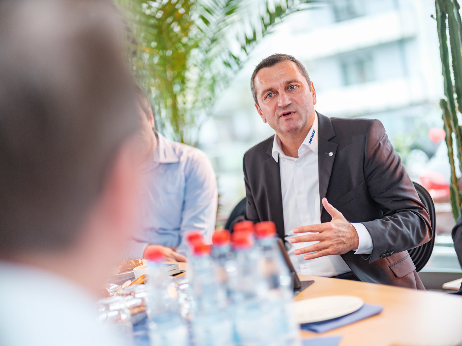 Titelgeschichte PVH vor Ort / Fa Schwendt am Mittwoch, 14.11.17  in Wertheim. Foto: Jakob Studnar