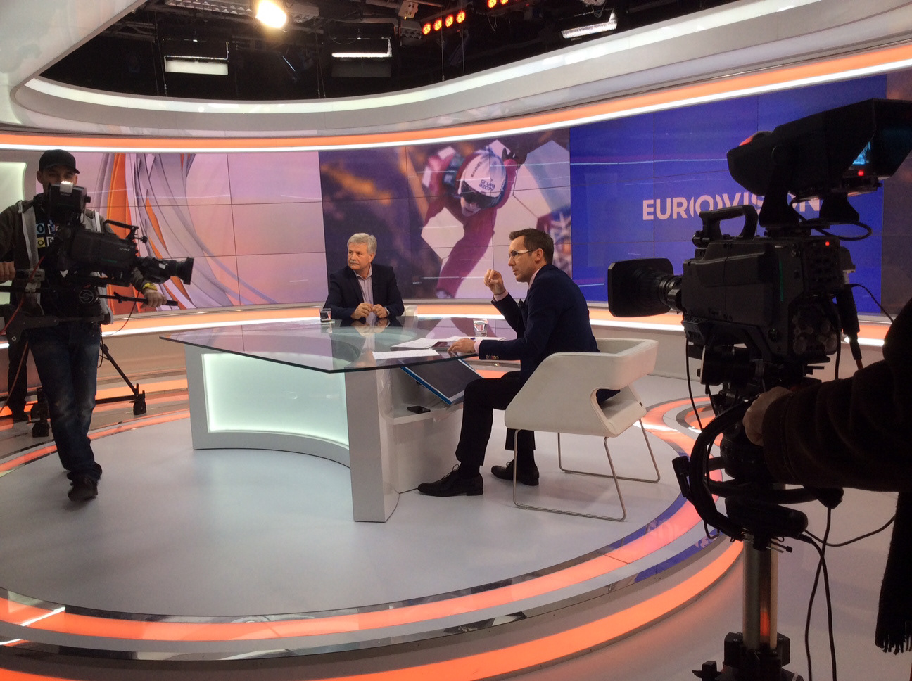 Studio telewizyjne TVP Sport - ściana wideo z grafiką komputerową 3D