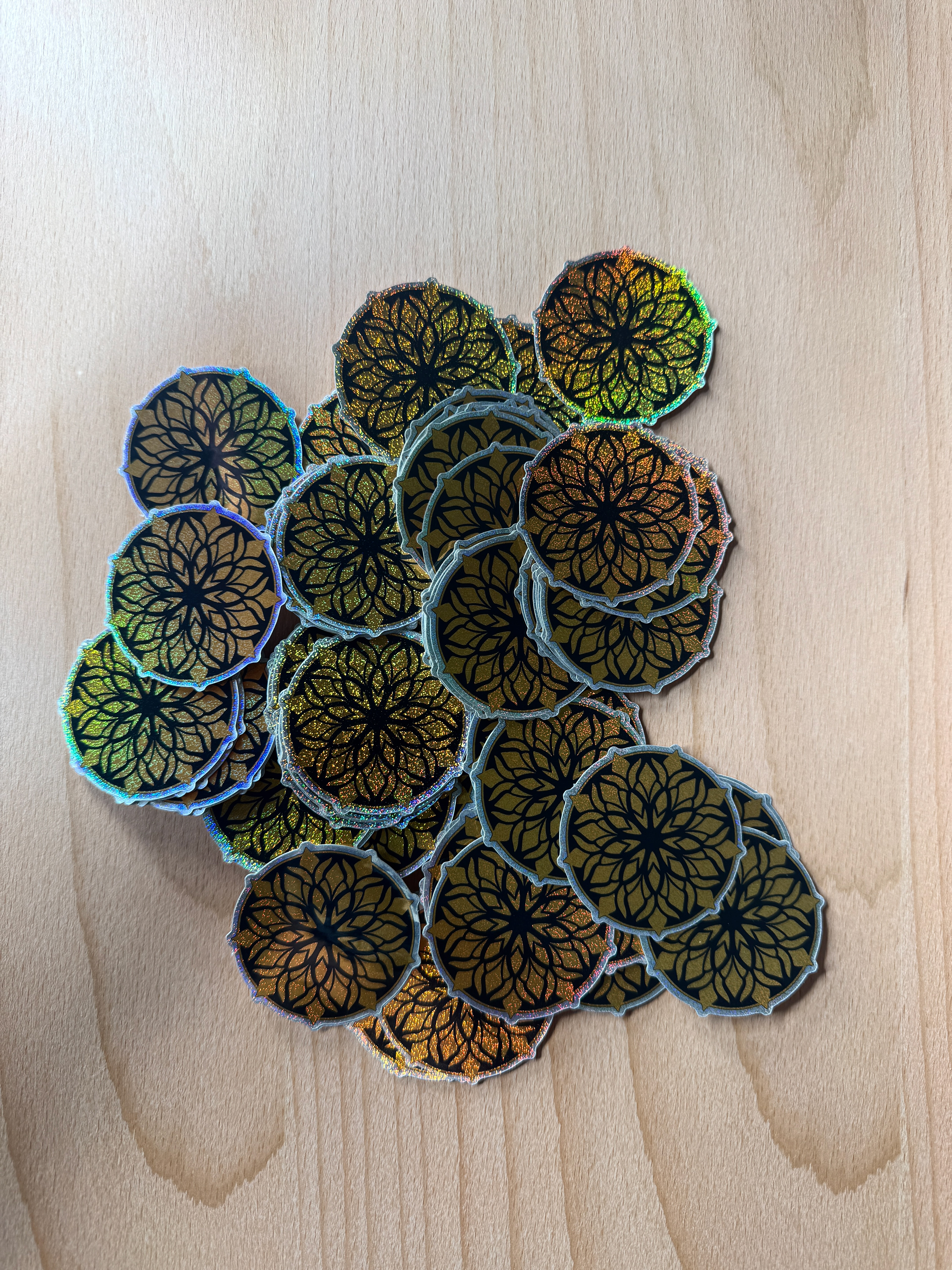 GOLD MANDALA STICKER WITH GLITTER EFFECT