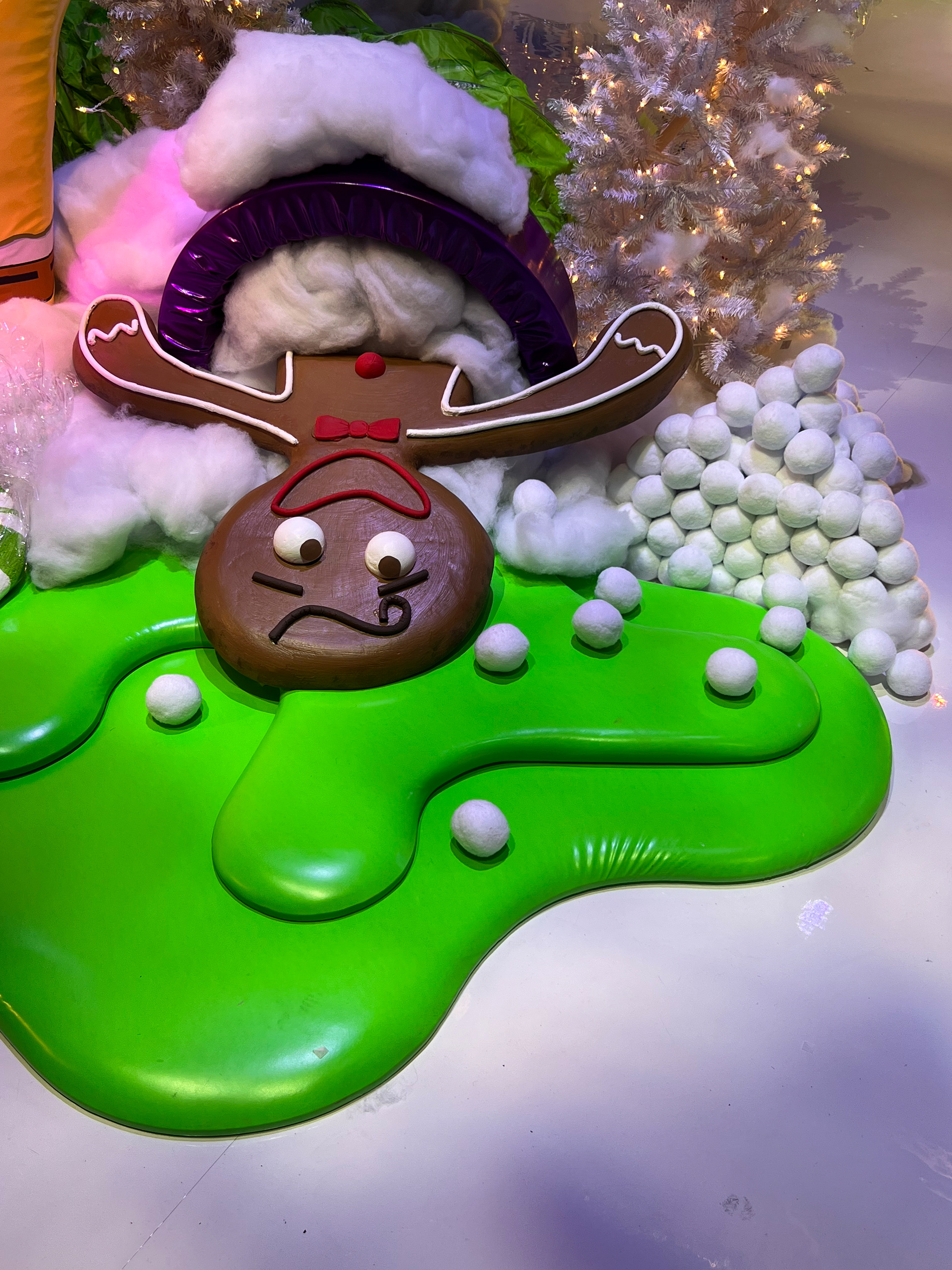 Holiday Set Detail
