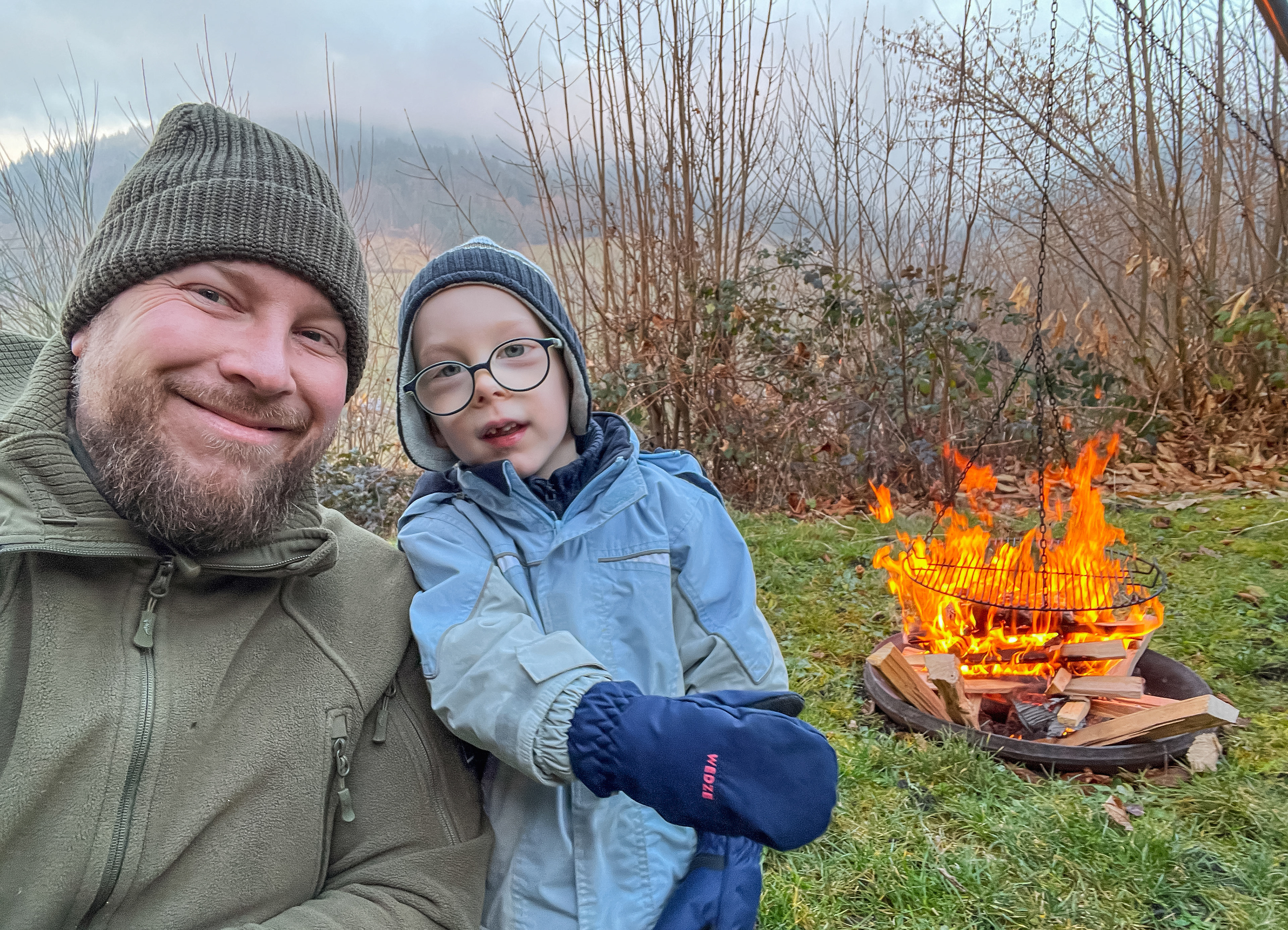 Ein Lagerfeuer darf nach so einer Woche nicht fehlen.