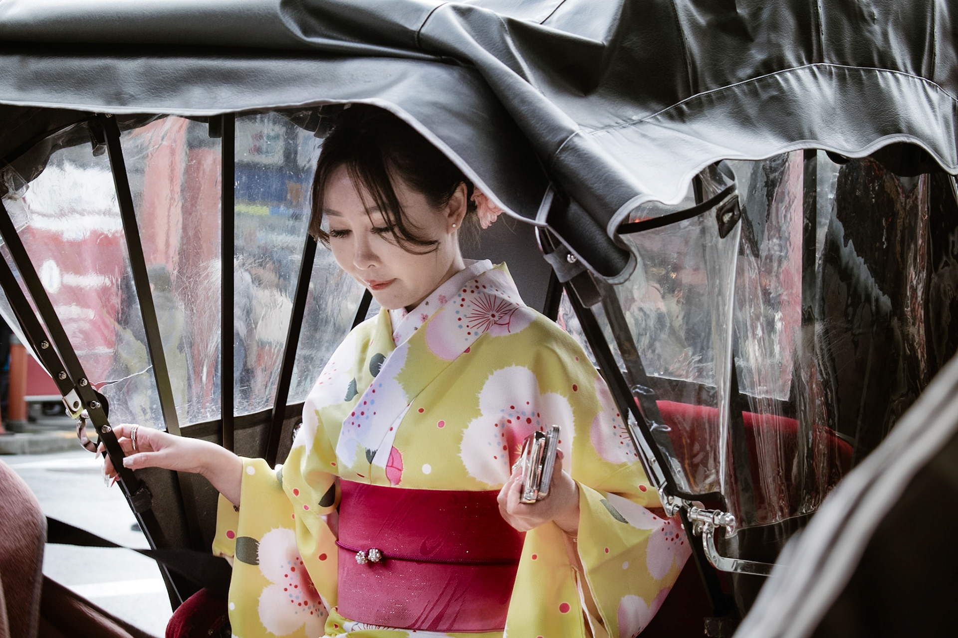 The Geisha's Carriage