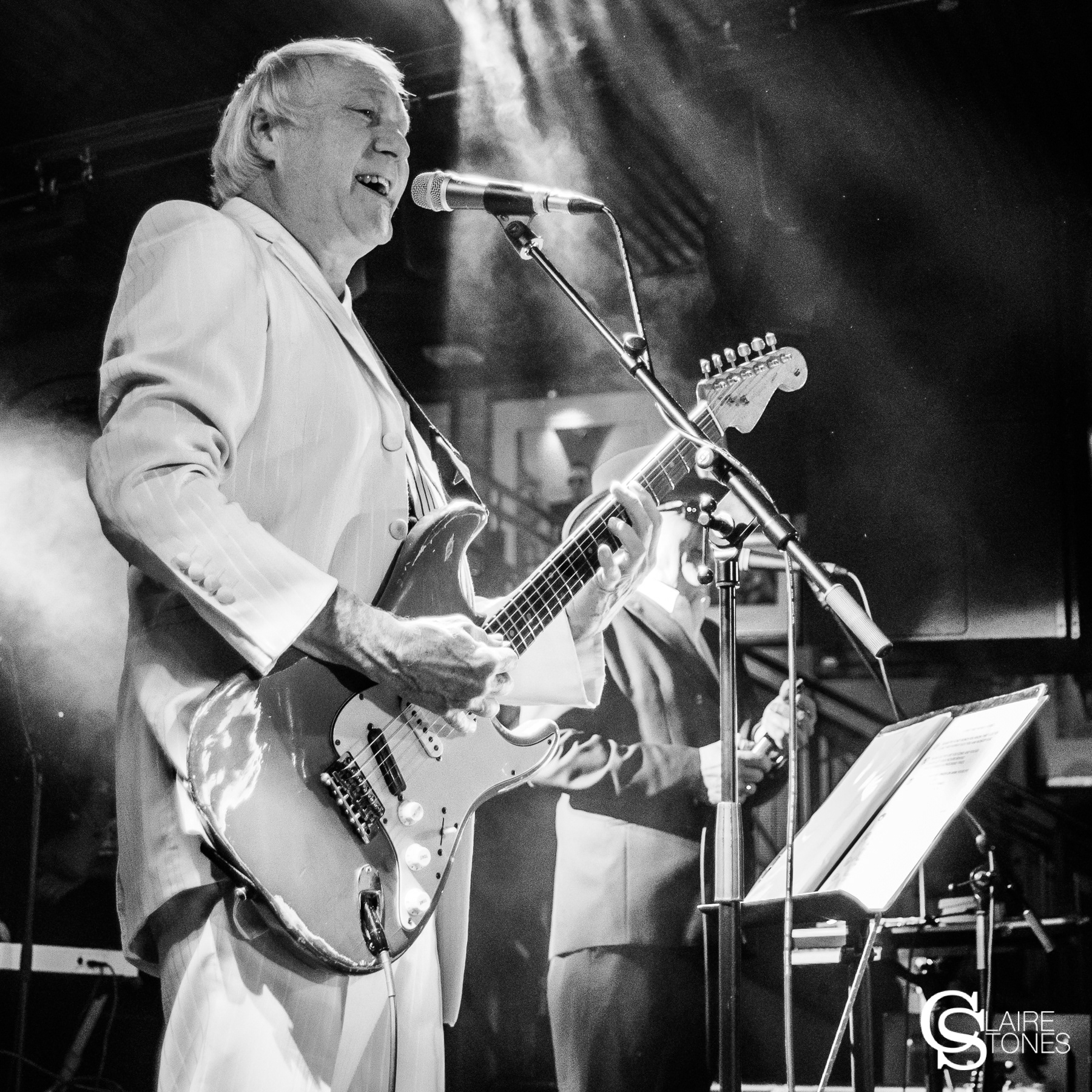 Dennis Greaves - Nine Below Zero