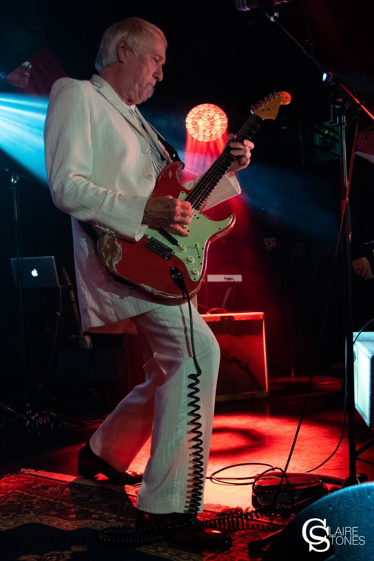 Dennis Greaves - Nine Below Zero