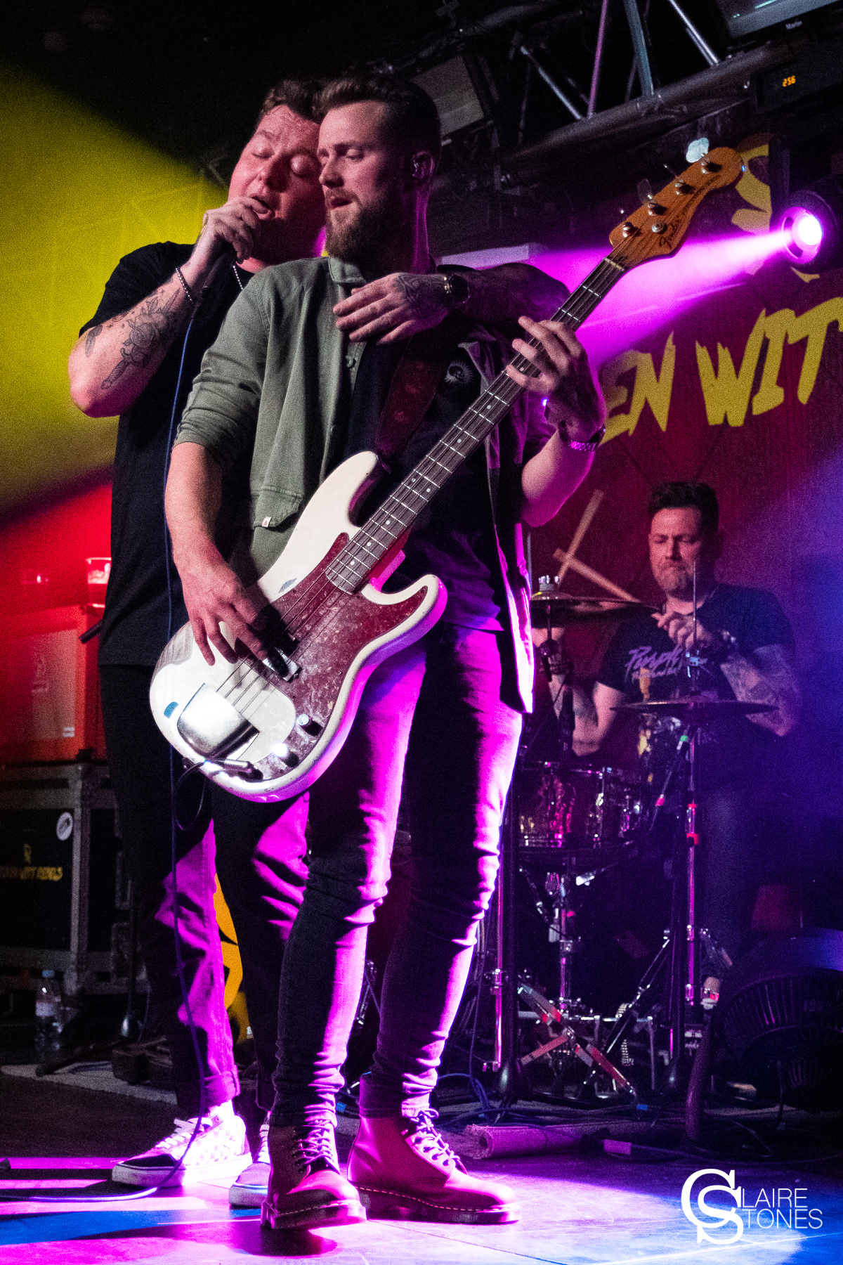 Danny Core & Luke Davies - Broken Witt Rebels