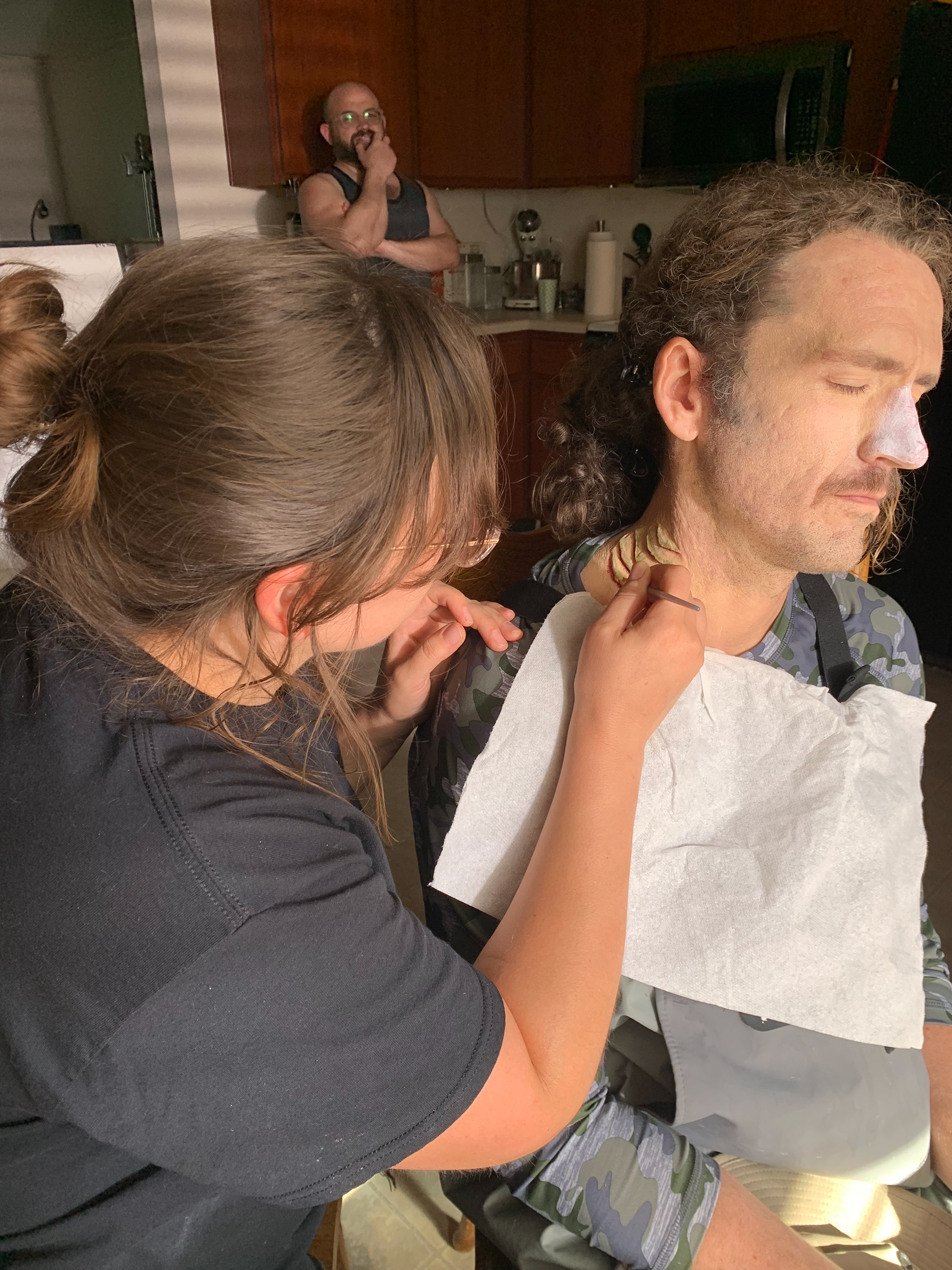 Applying prosthetic gills